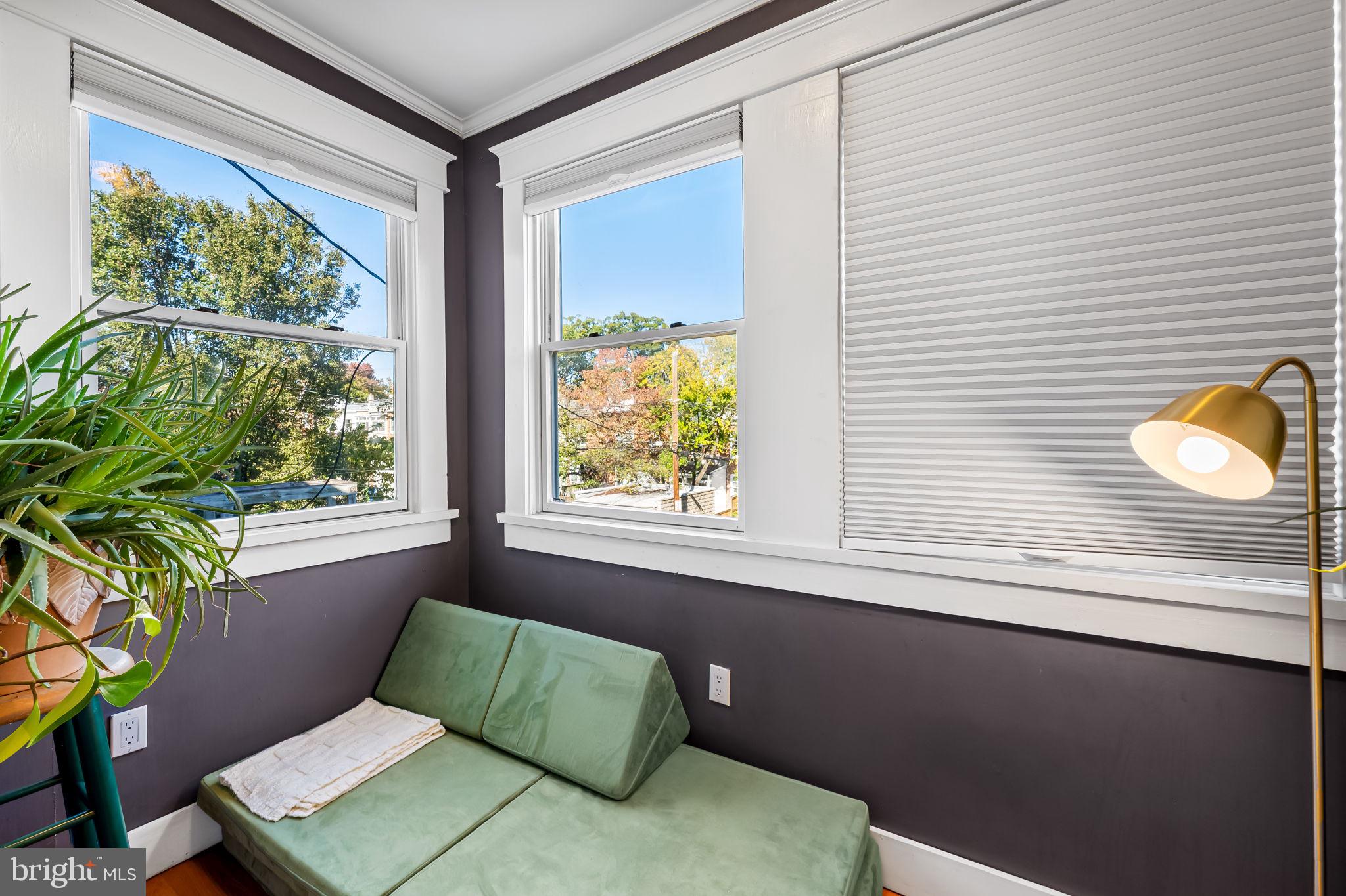 WYMAN PARK HAMPDEN - Residential