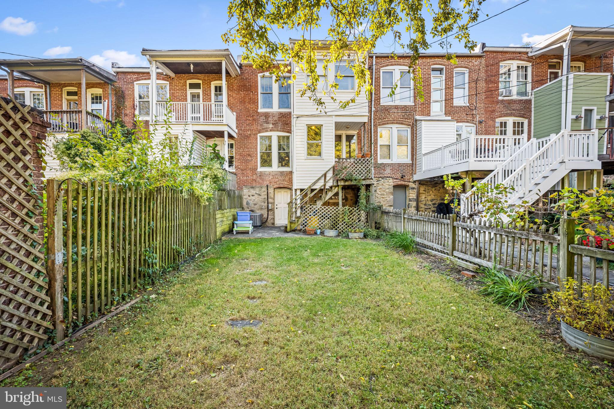 WYMAN PARK HAMPDEN - Residential