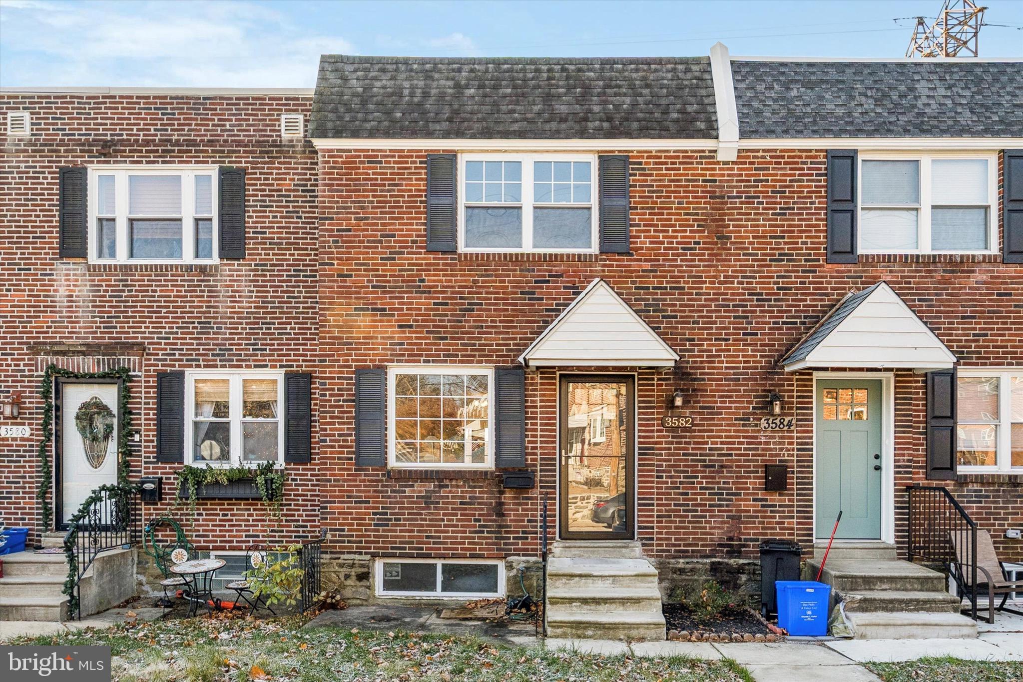 EAST FALLS - Residential