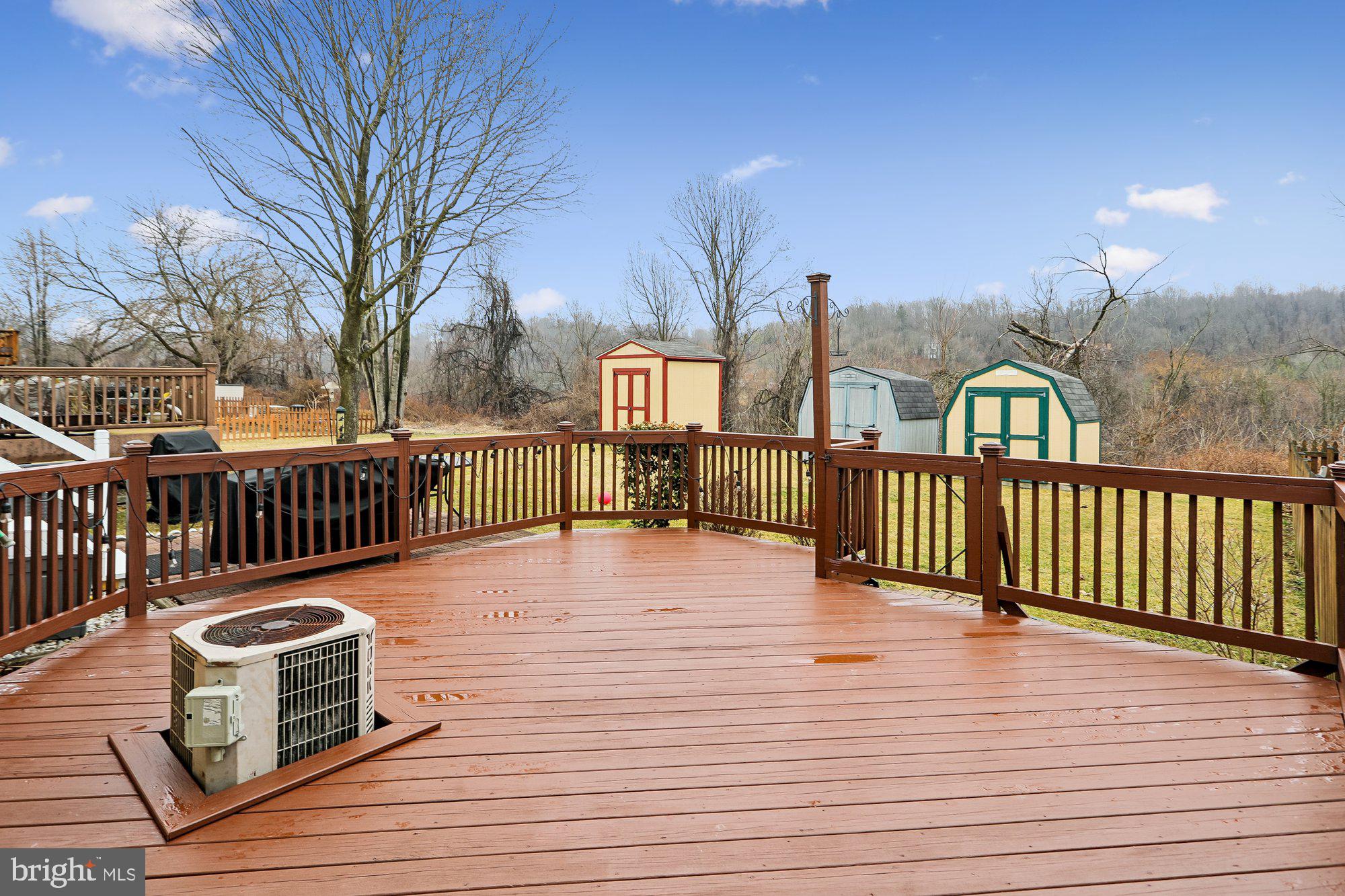 FURNACE HILLS - Residential