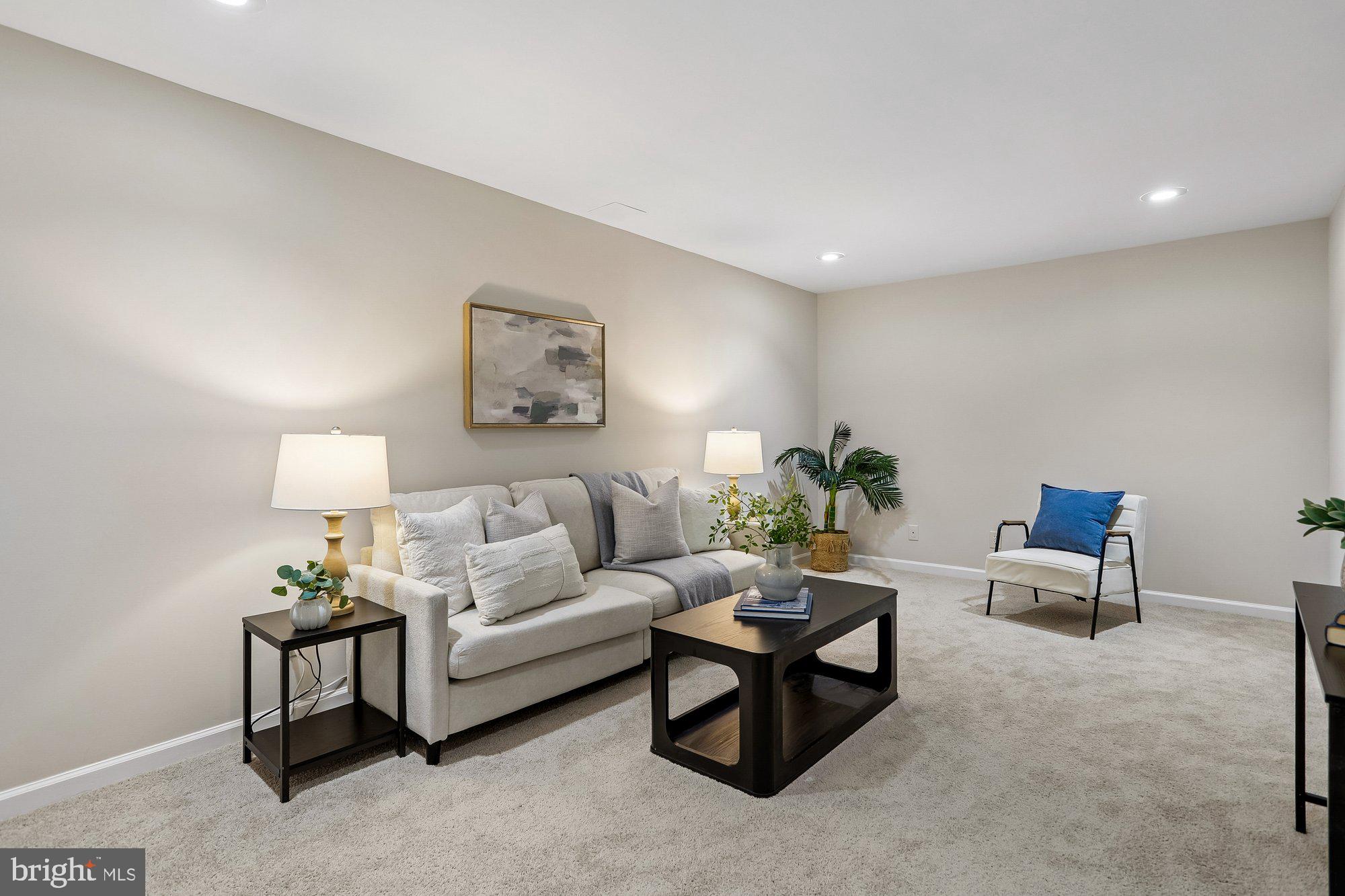 FURNACE HILLS - Residential