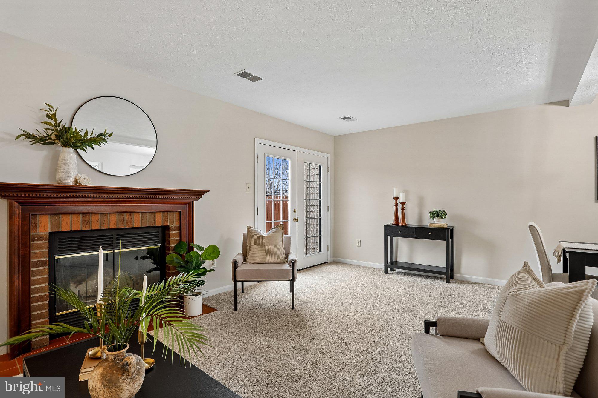 FURNACE HILLS - Residential