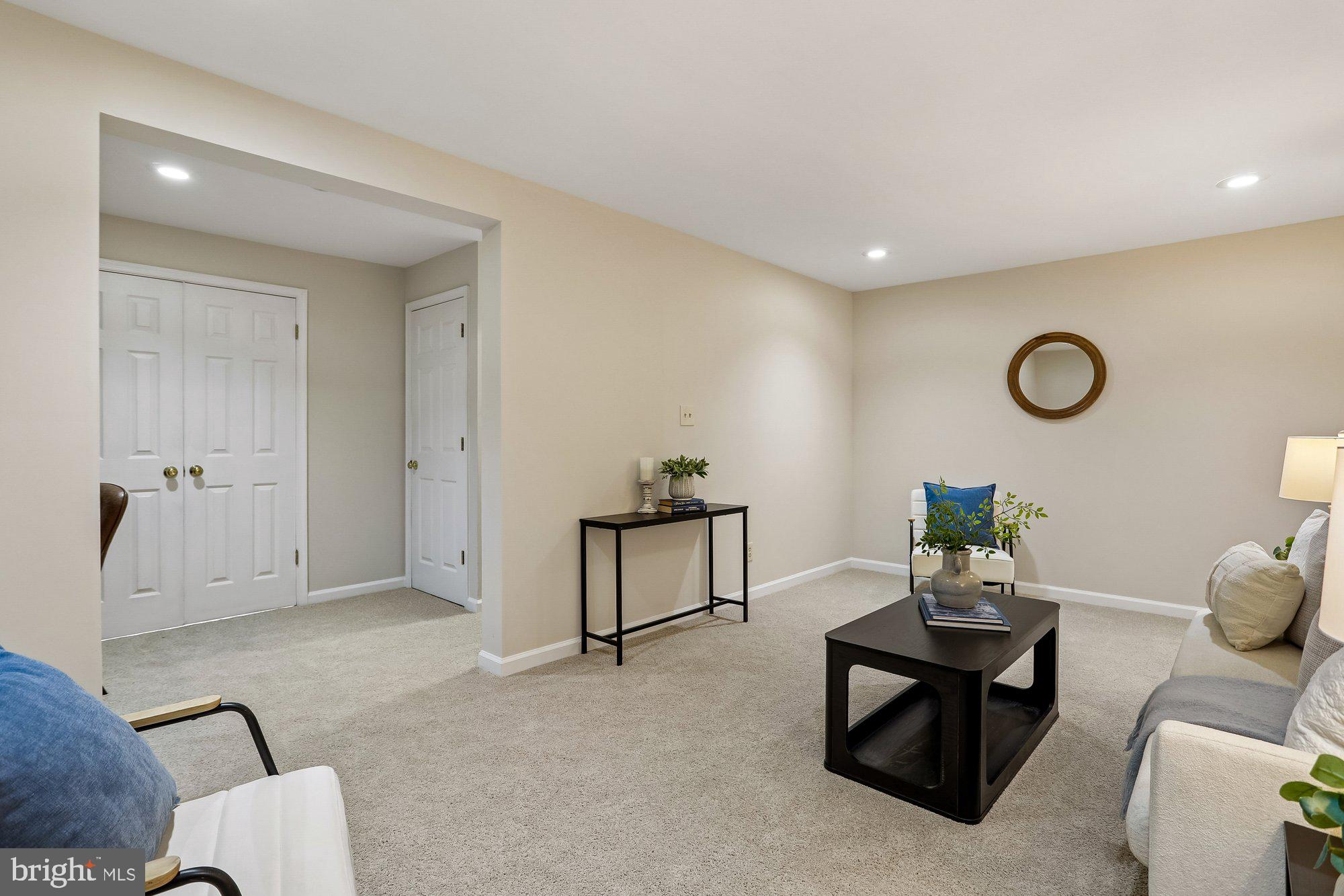 FURNACE HILLS - Residential