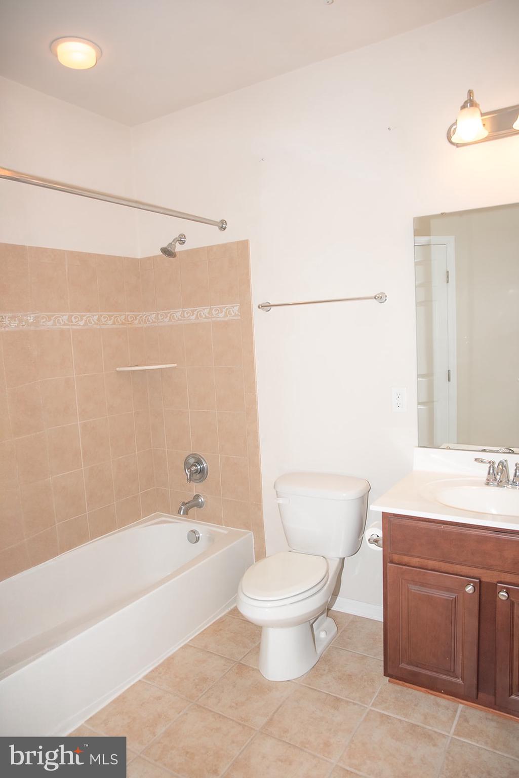 STONEY RUN VILLAGE - Residential