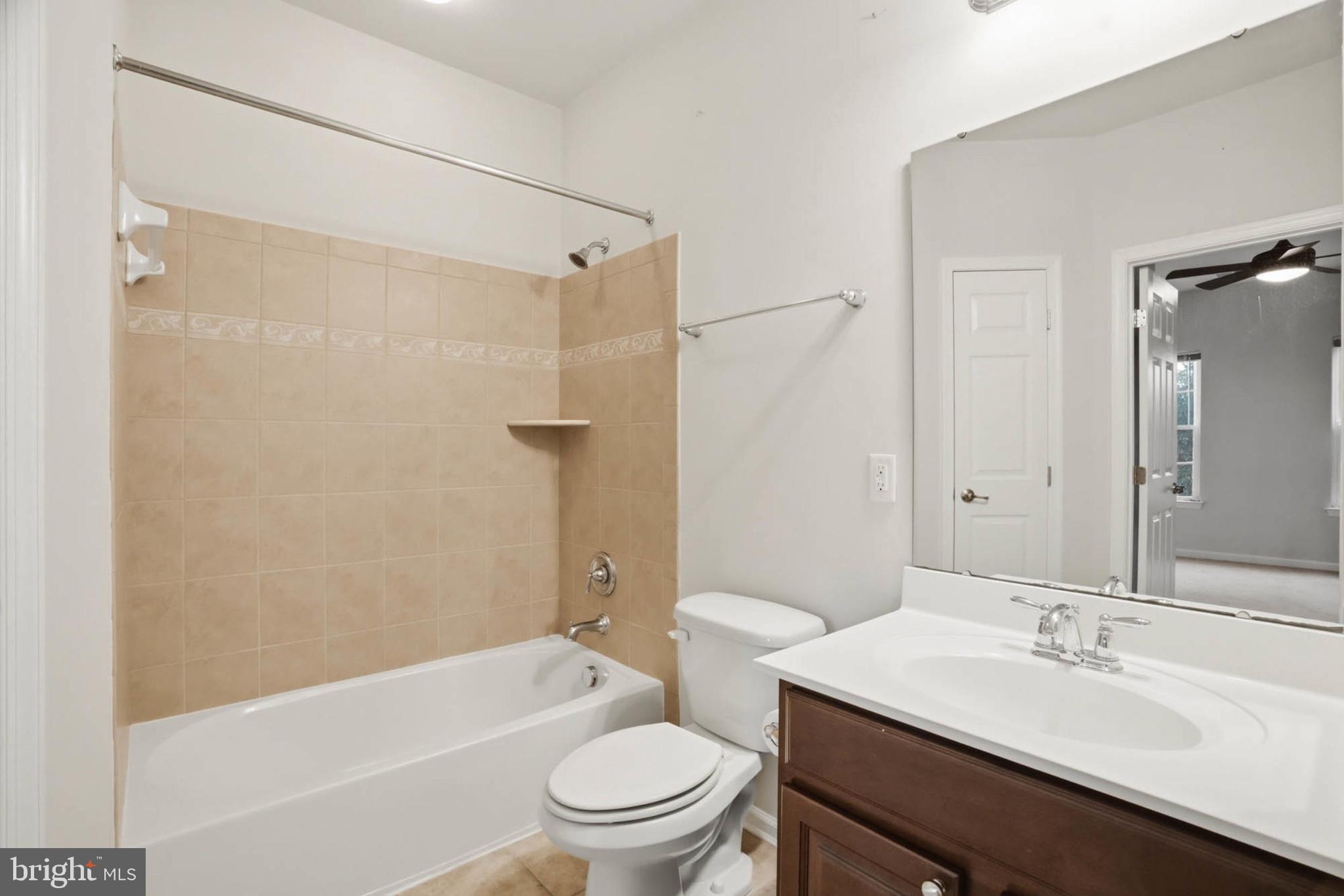 STONEY RUN VILLAGE - Residential