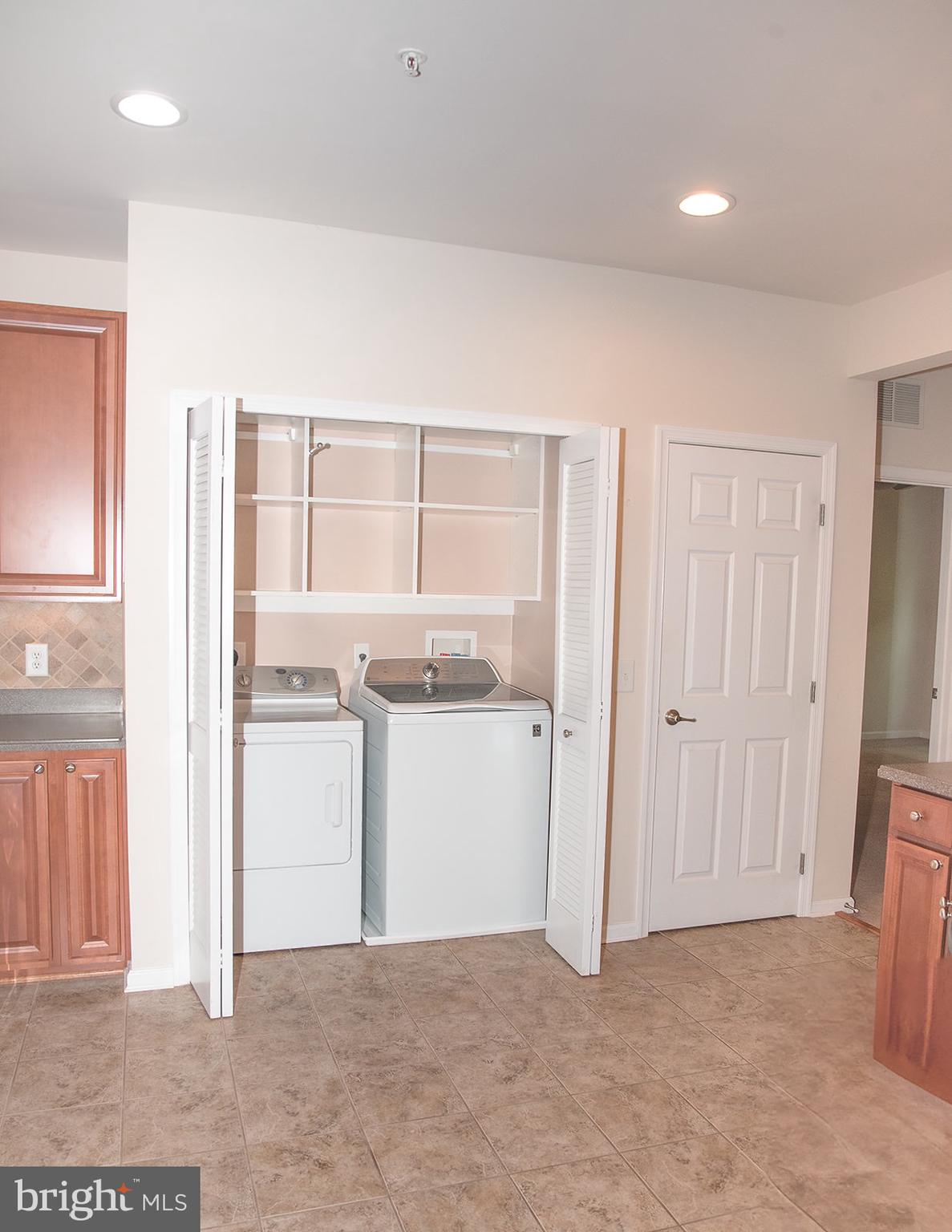 STONEY RUN VILLAGE - Residential