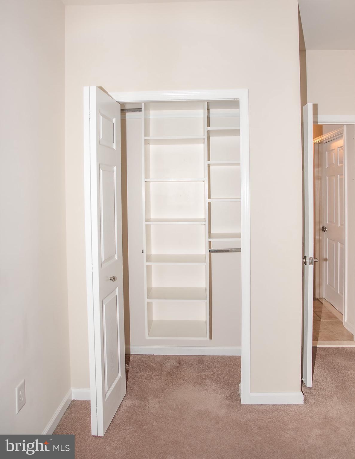 STONEY RUN VILLAGE - Residential