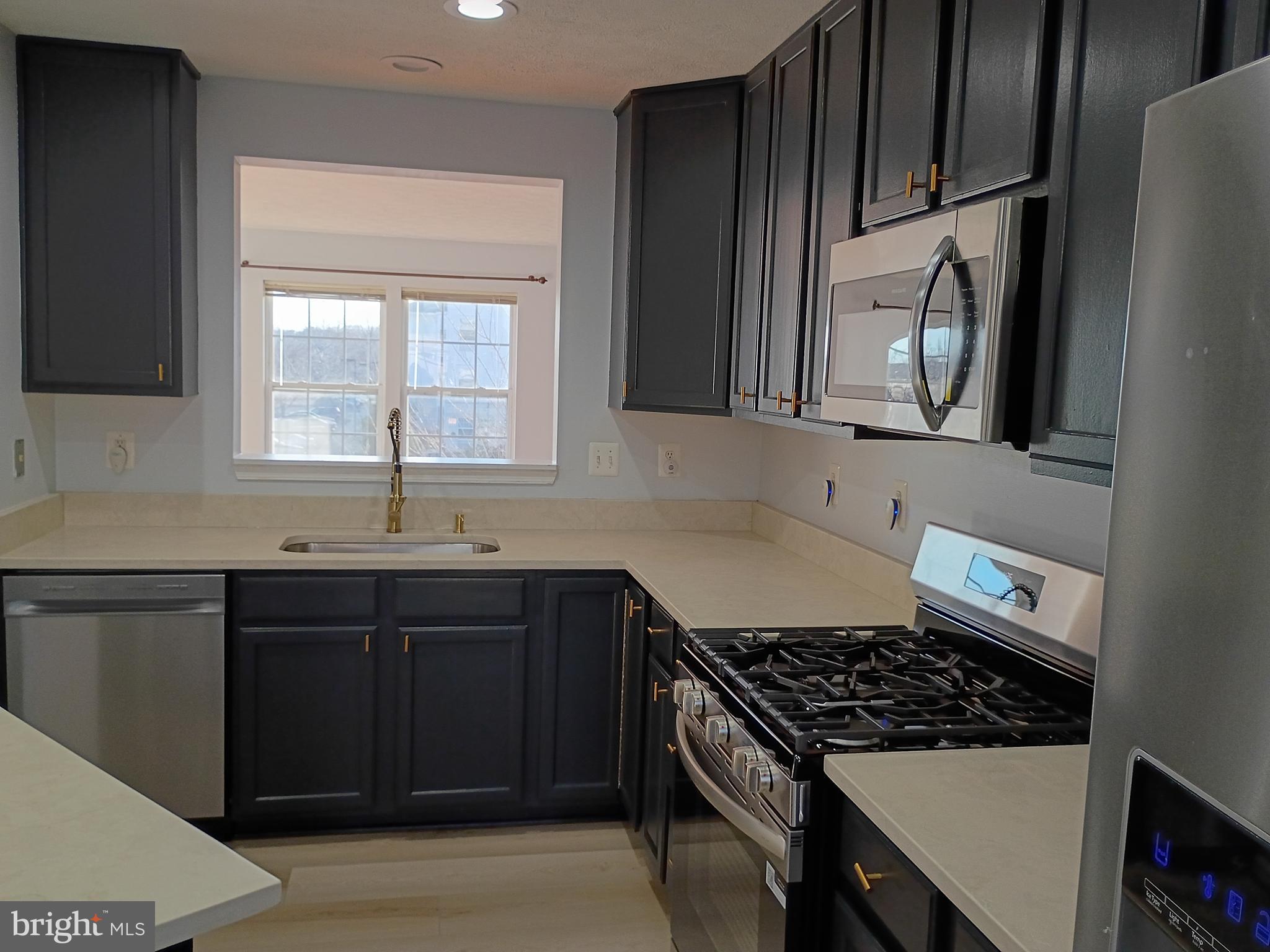 MIRAMAR LANDING - Residential