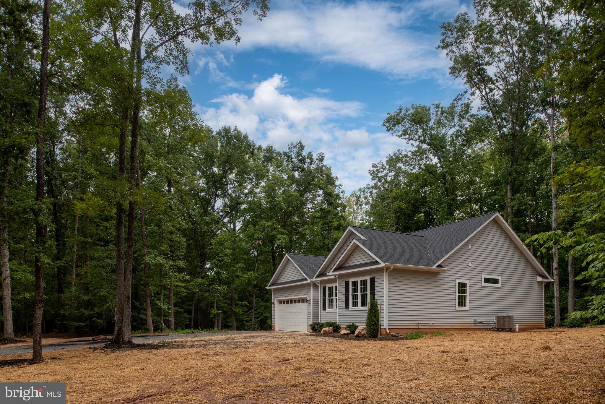 PINE HARBOUR - Residential