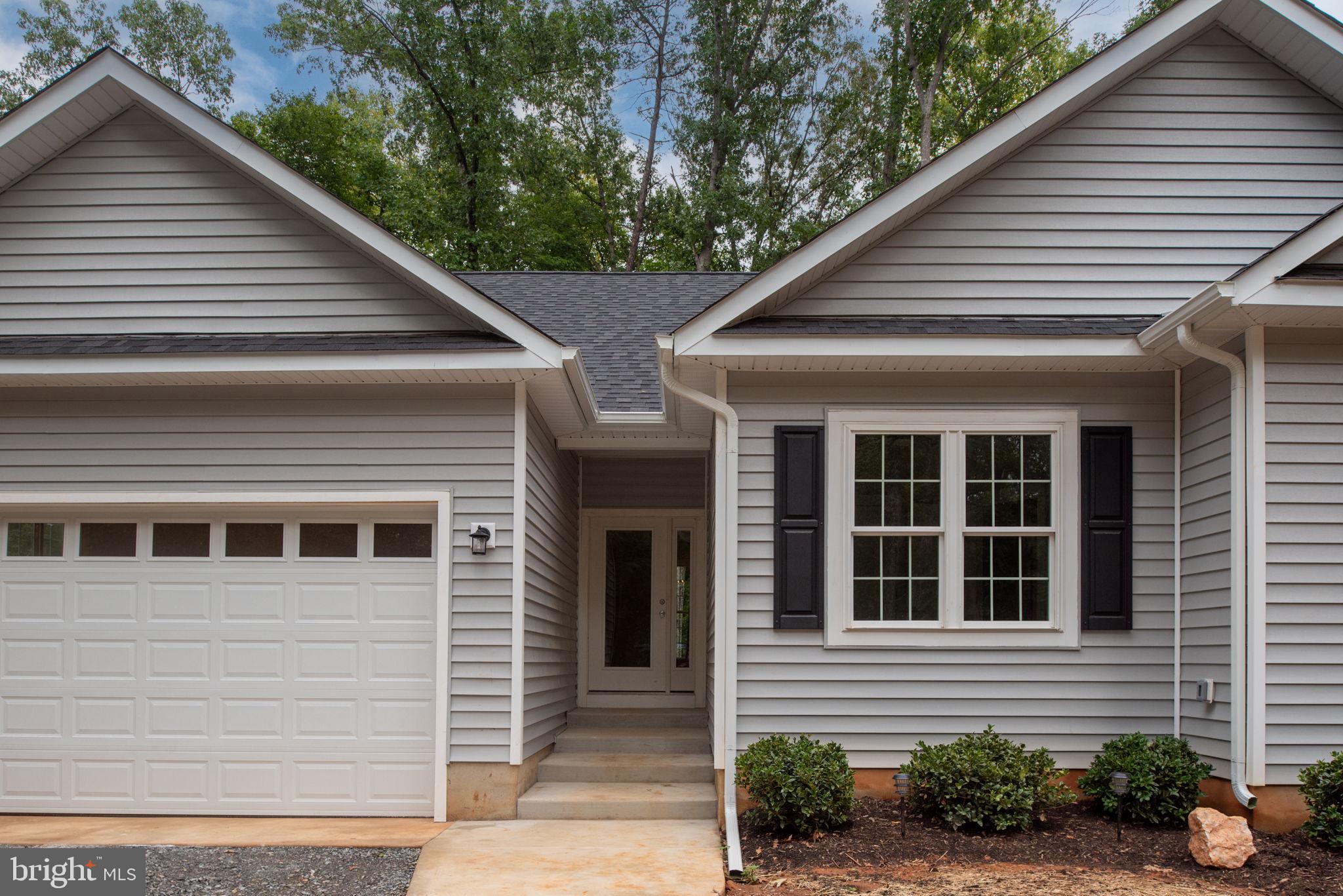 PINE HARBOUR - Residential