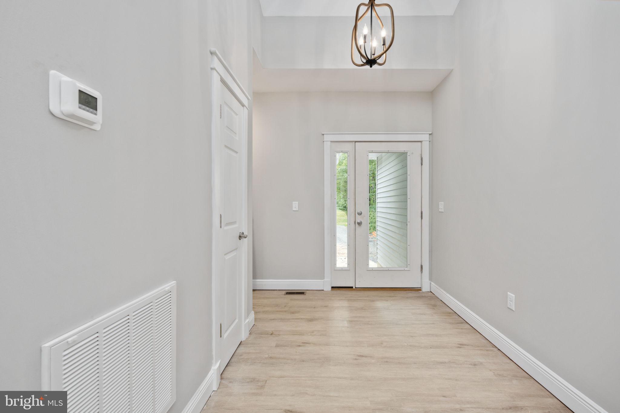 PINE HARBOUR - Residential