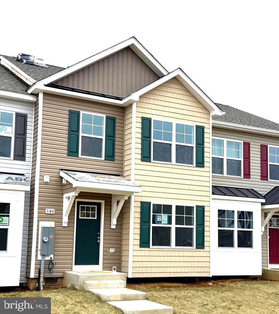 COMMUNITIES OF BURWELL - Residential Lease