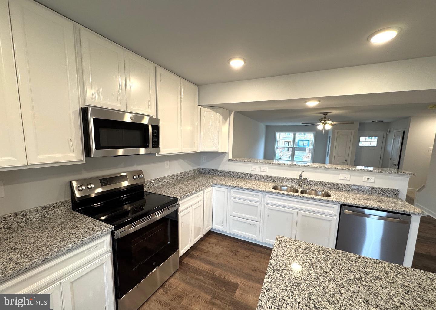 COMMUNITIES OF BURWELL - Residential Lease