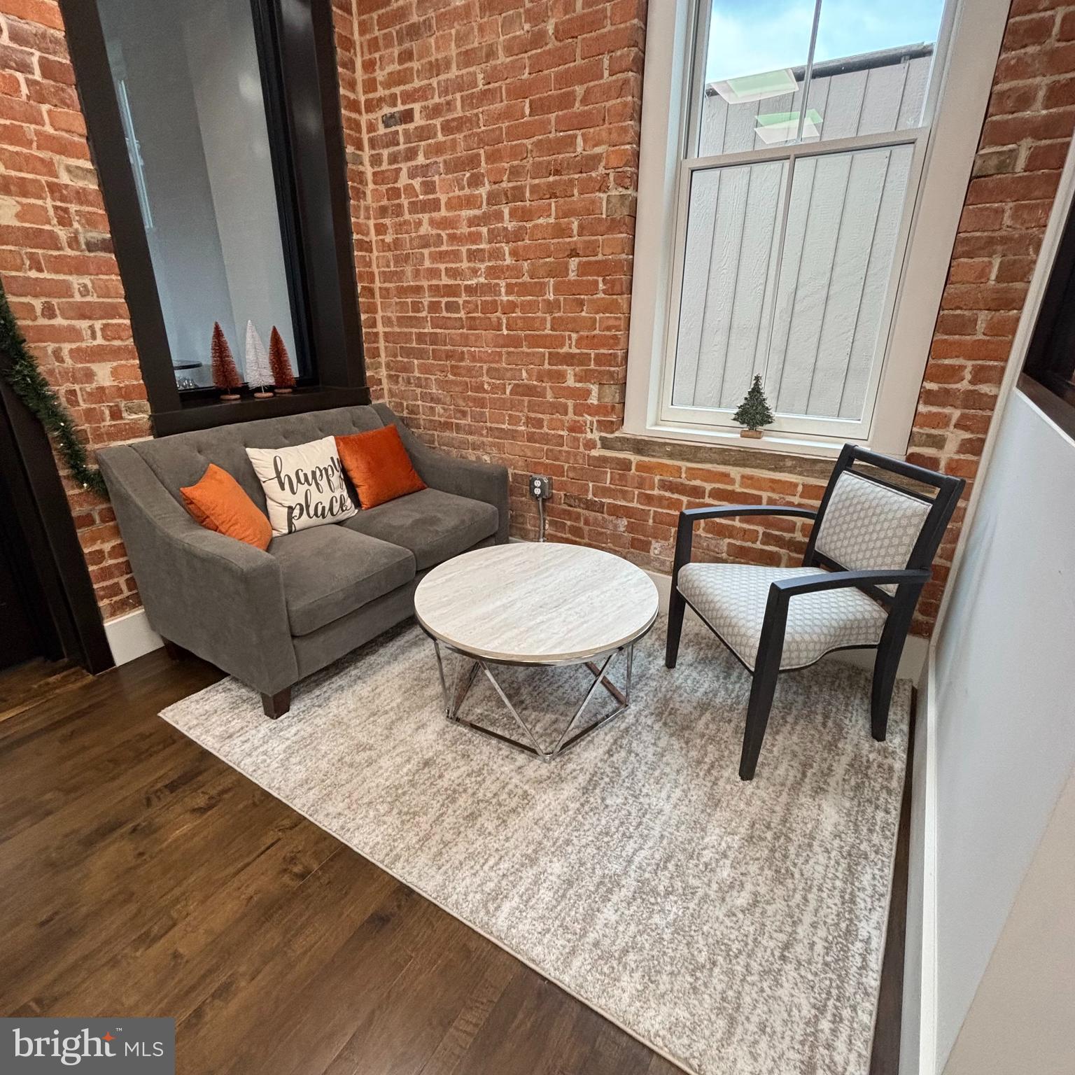 NONE AVAILABLE - Commercial Lease