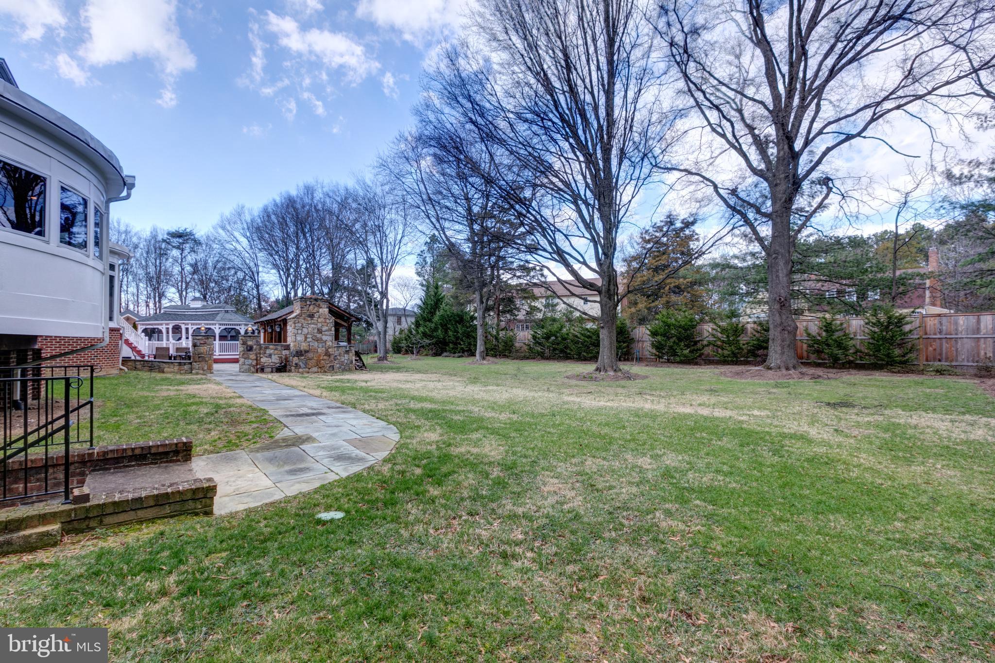 ALEXANDRIA - Residential