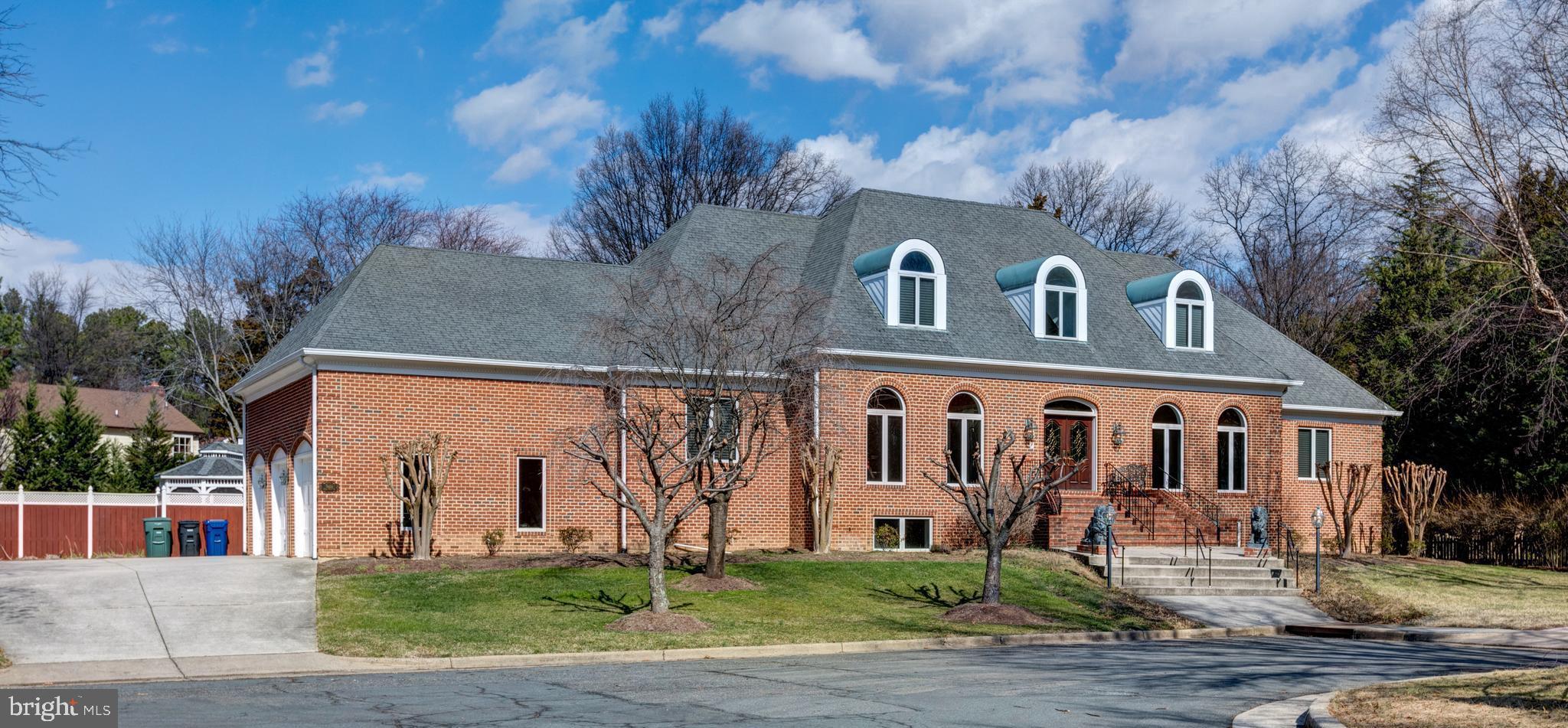 ALEXANDRIA - Residential