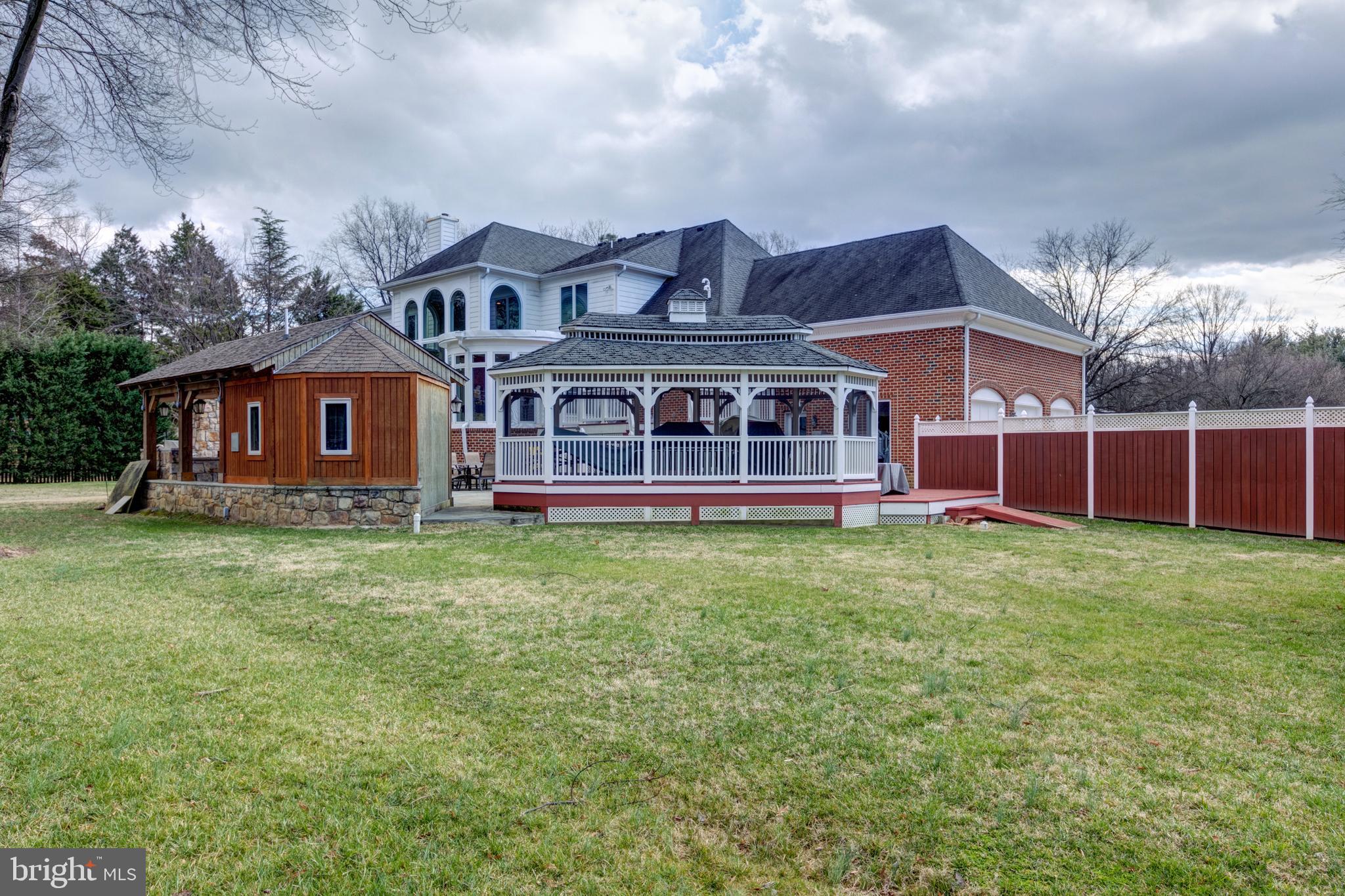 ALEXANDRIA - Residential