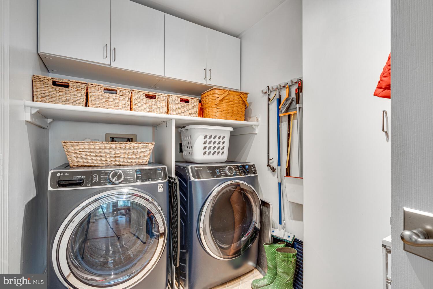 BELLEVUE FOREST - Residential