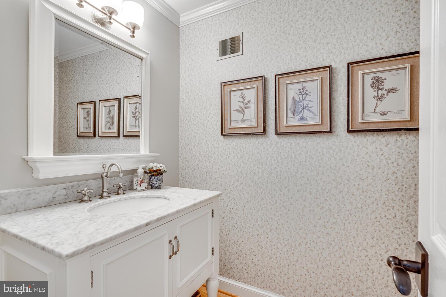 BELLEVUE FOREST - Residential