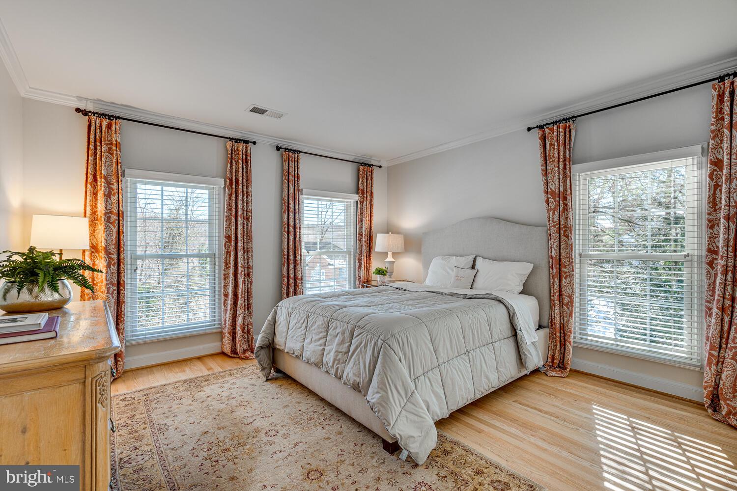 BELLEVUE FOREST - Residential