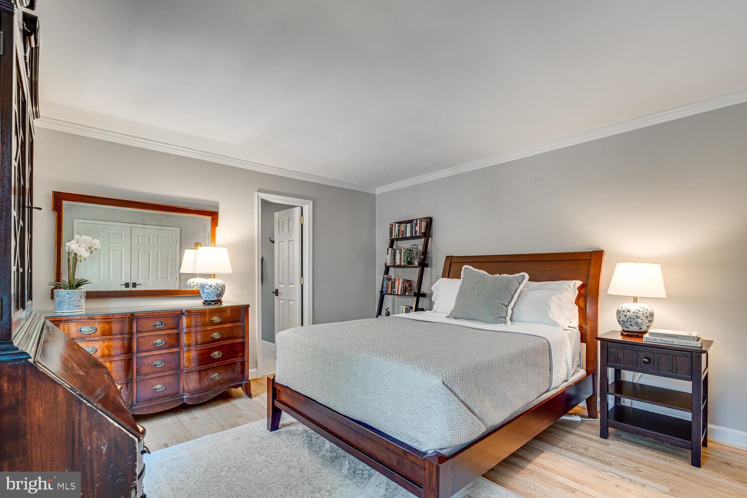 BELLEVUE FOREST - Residential