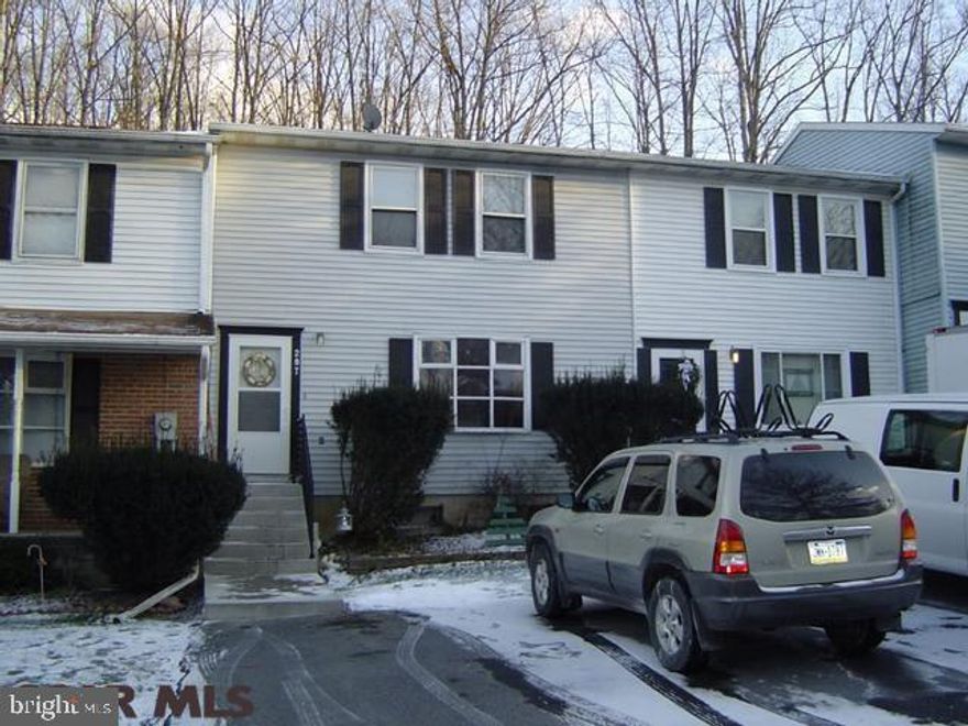 Great price on this Breezewood town house. Tenant occupied until 7/31/16. 24 hour notice for showings and times may vary due to shift work. Seller will pay special assessment and credit $1,000 to buyer for painting. If an owner occupant wants possession sooner, tenant is agreeable upon finding and taking possession of another place. Square footage from Tax Card and measuring-Buyer should verify.