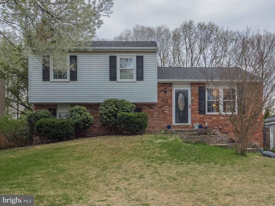 Home on cul de sac located w/in walking distance to Linthicum Park & facilities. HVAC 2017,Tankless Water Heater 2015,Hallway remodeled 2015, Exterior Doors Replaced 2013, Electrical redone, New Dishwasher. This 4 level has plenty of room & storage.Nicely appointed kitchen w/ oak cabinetry, large family room, fenced yard w/hot tub, multi level decking, easy commute to Military Bases, BWI,Rail & DC