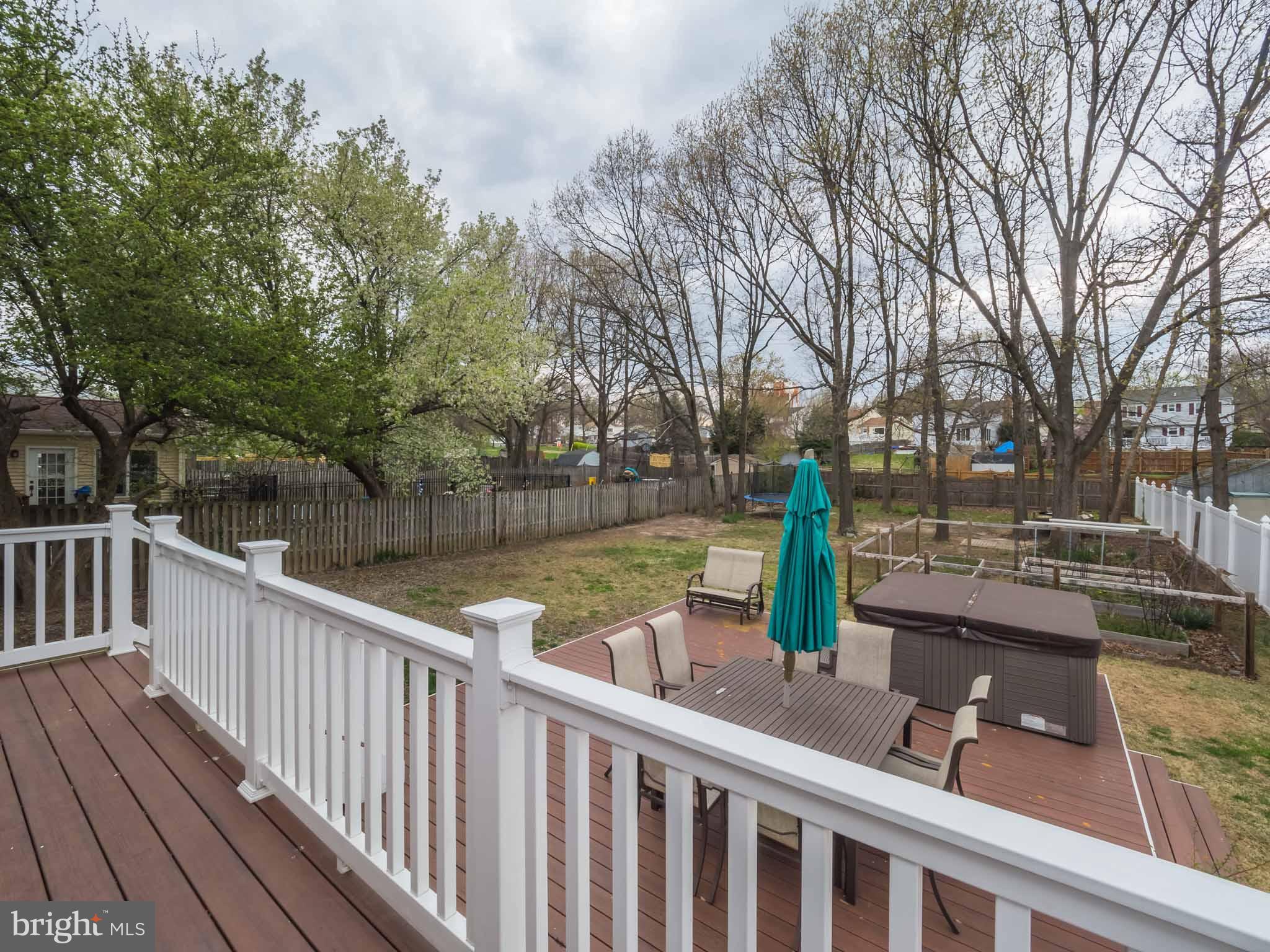 LINTHICUM OAKS - Residential