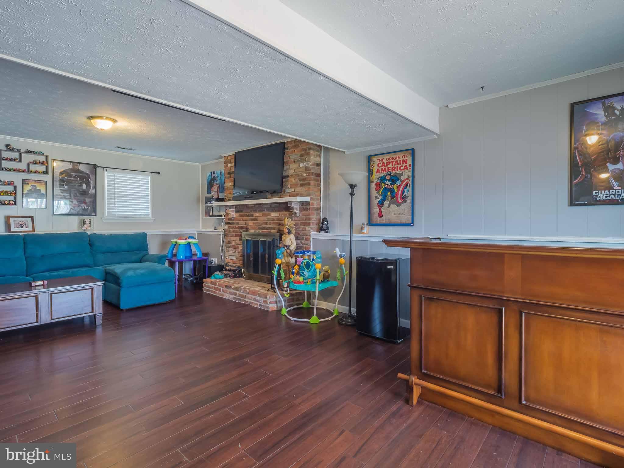 LINTHICUM OAKS - Residential