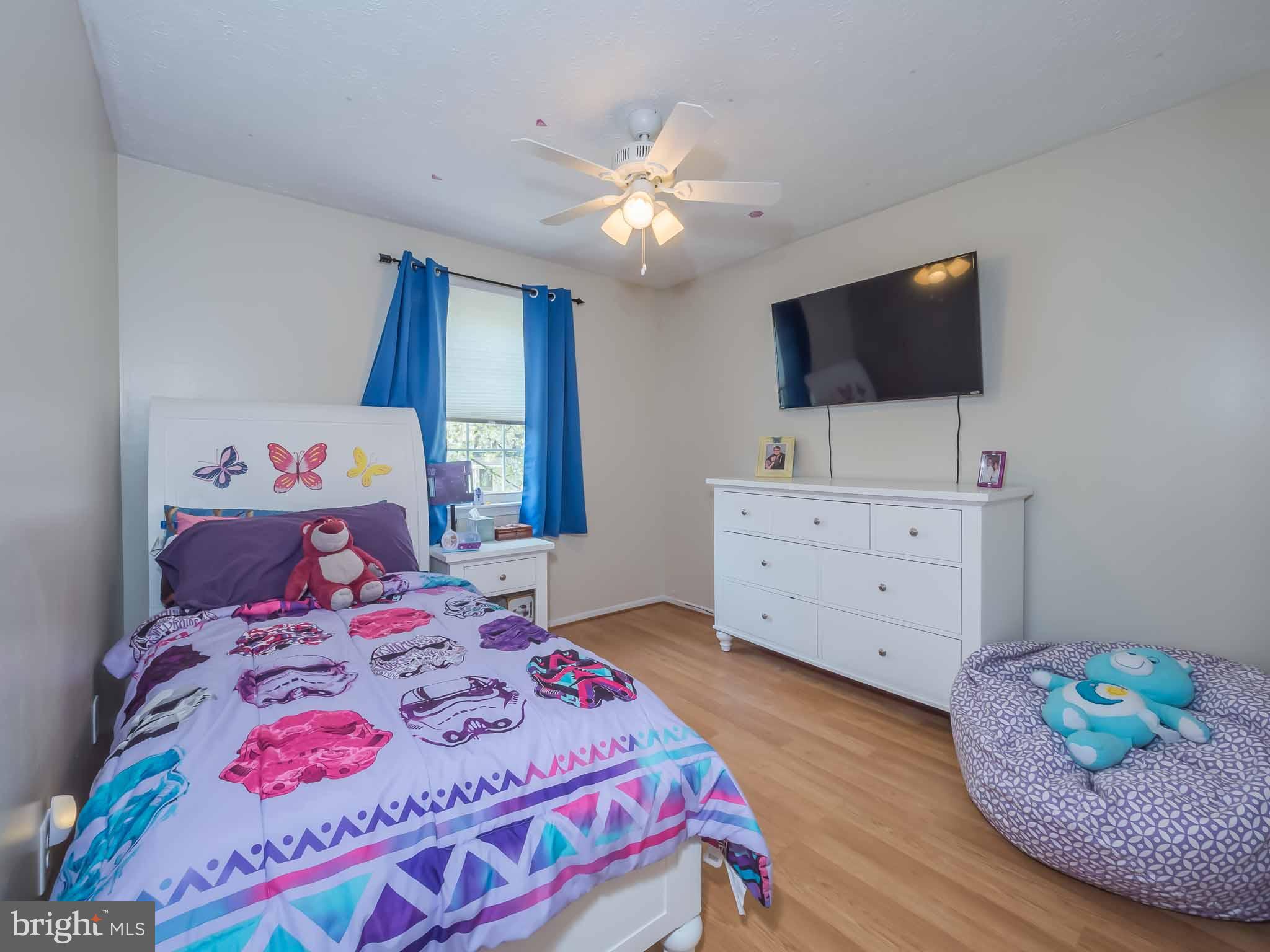 LINTHICUM OAKS - Residential