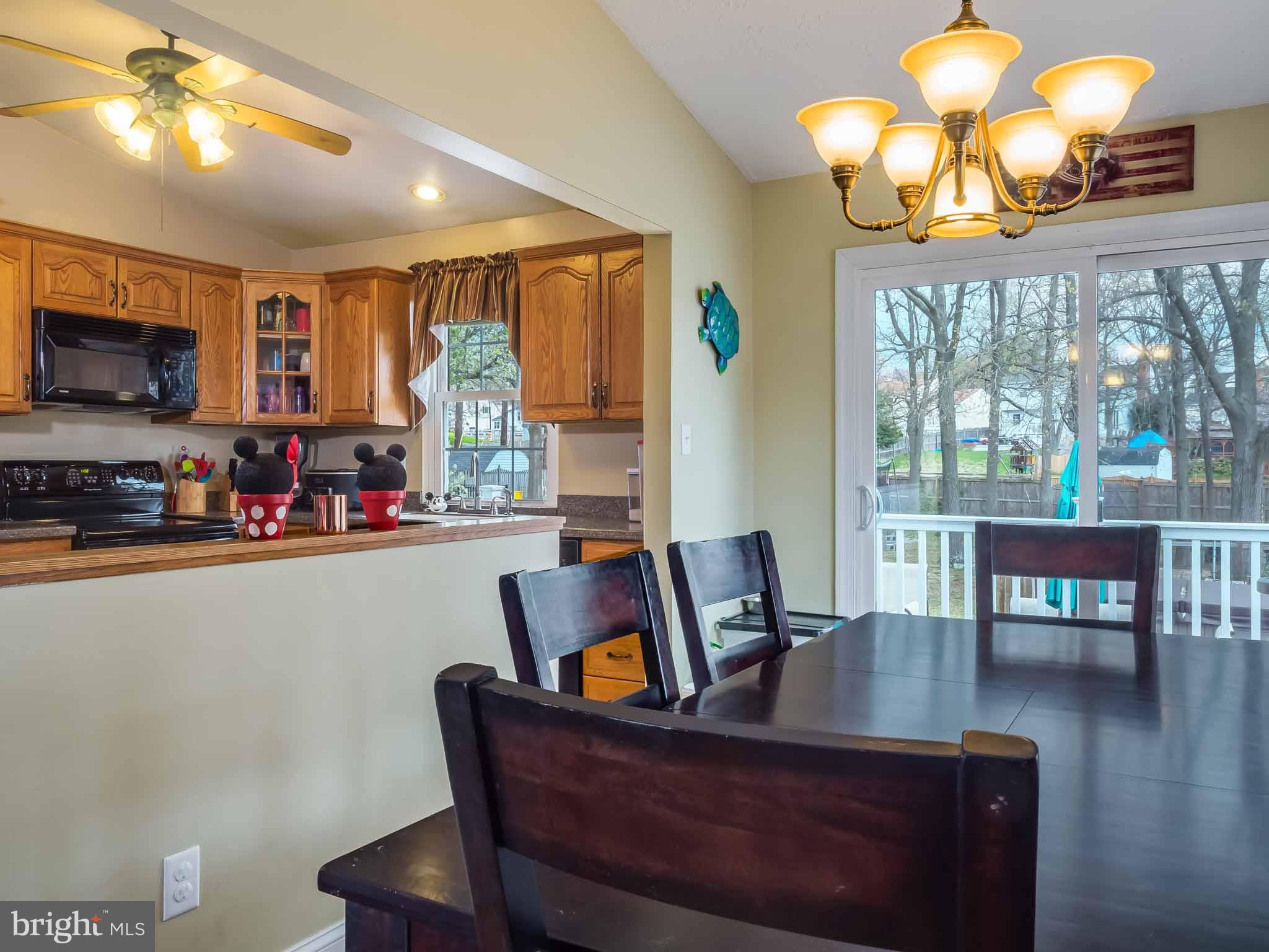 LINTHICUM OAKS - Residential