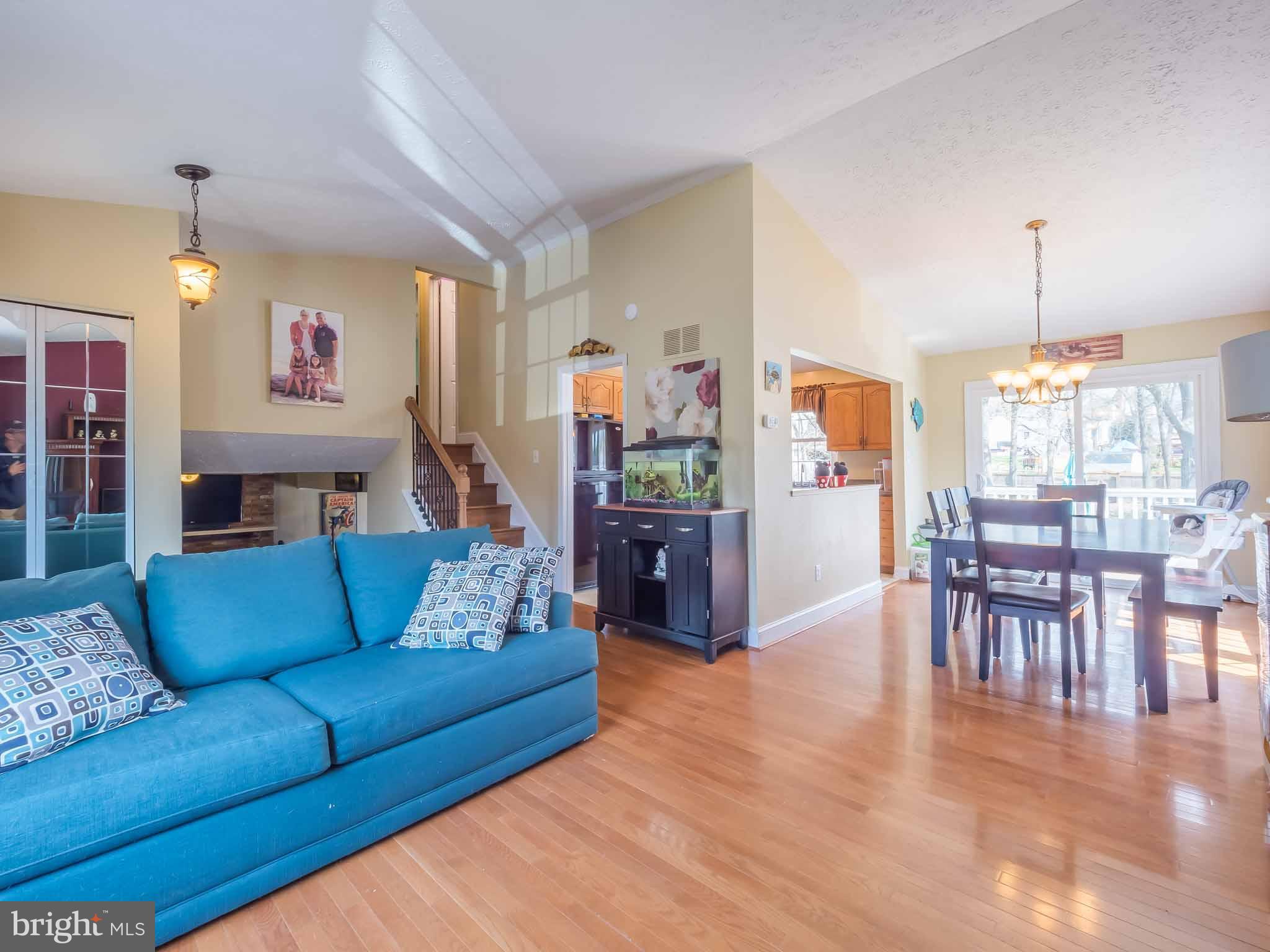 LINTHICUM OAKS - Residential