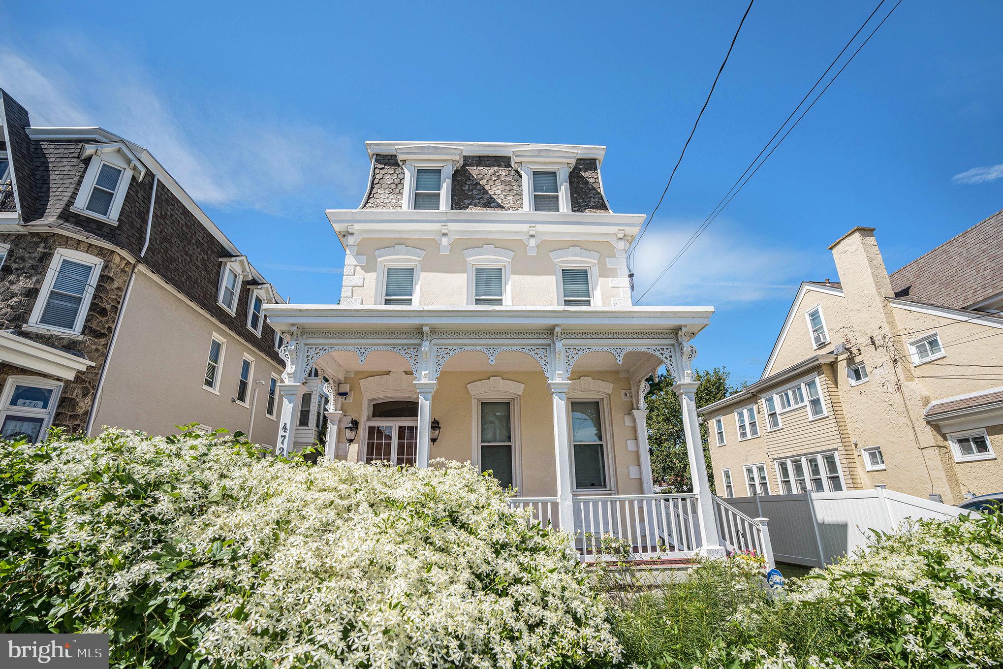 ROXBOROUGH - Residential