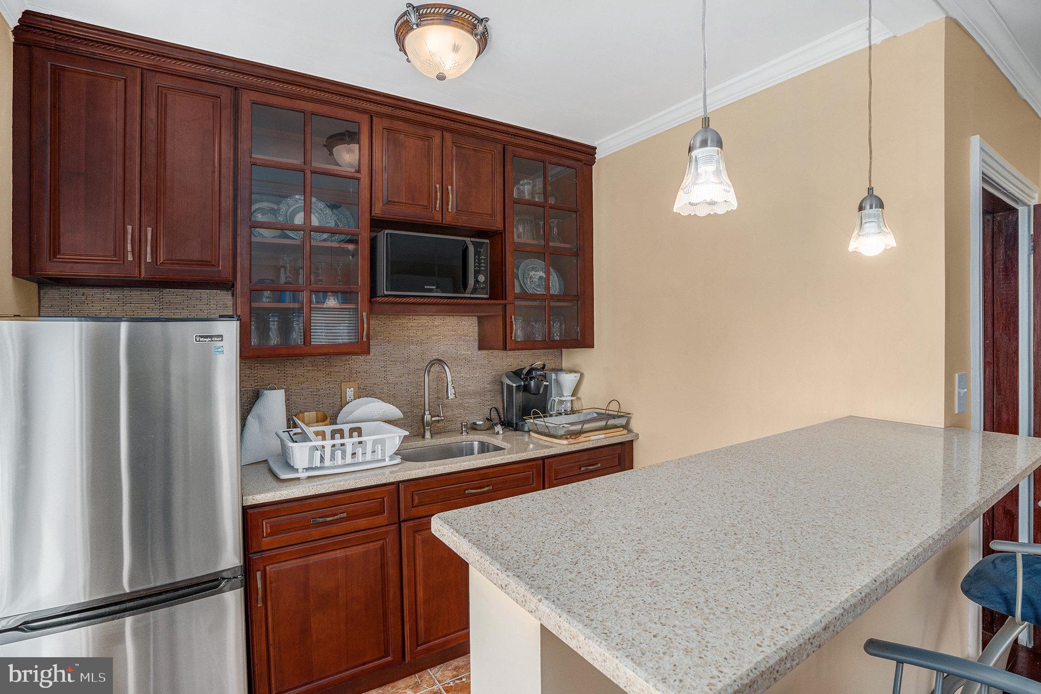 ROXBOROUGH - Residential