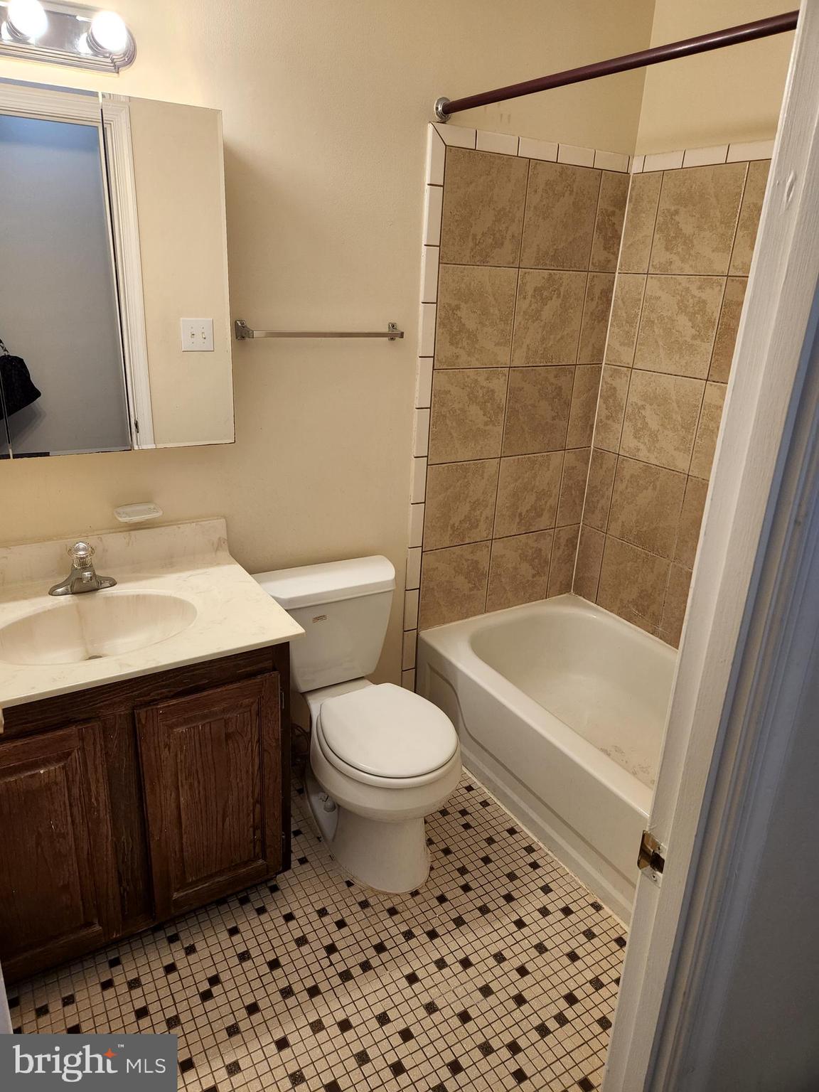 KETTERING PLAT 54 - Residential Lease