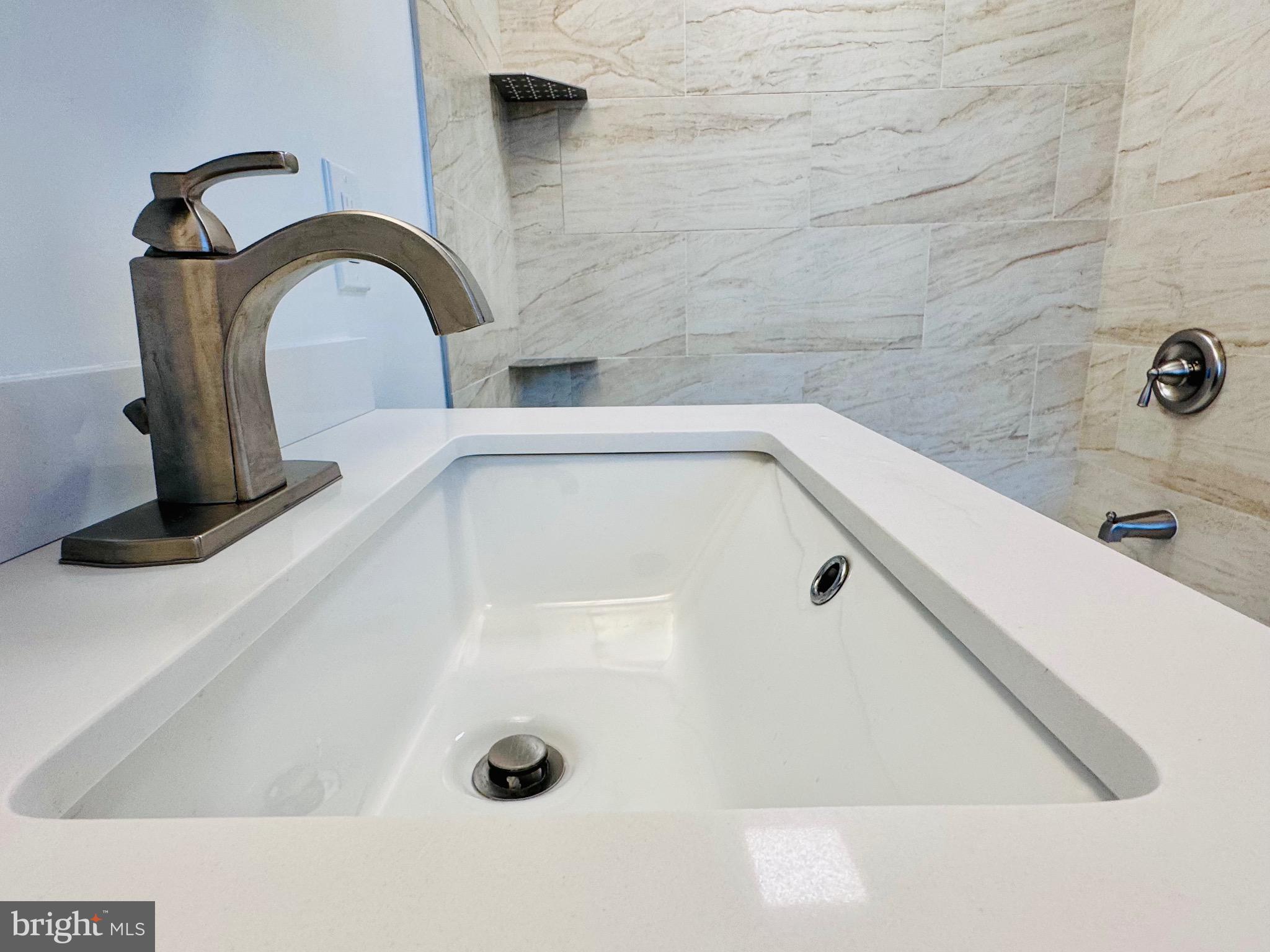 SHILLINGTON - Residential