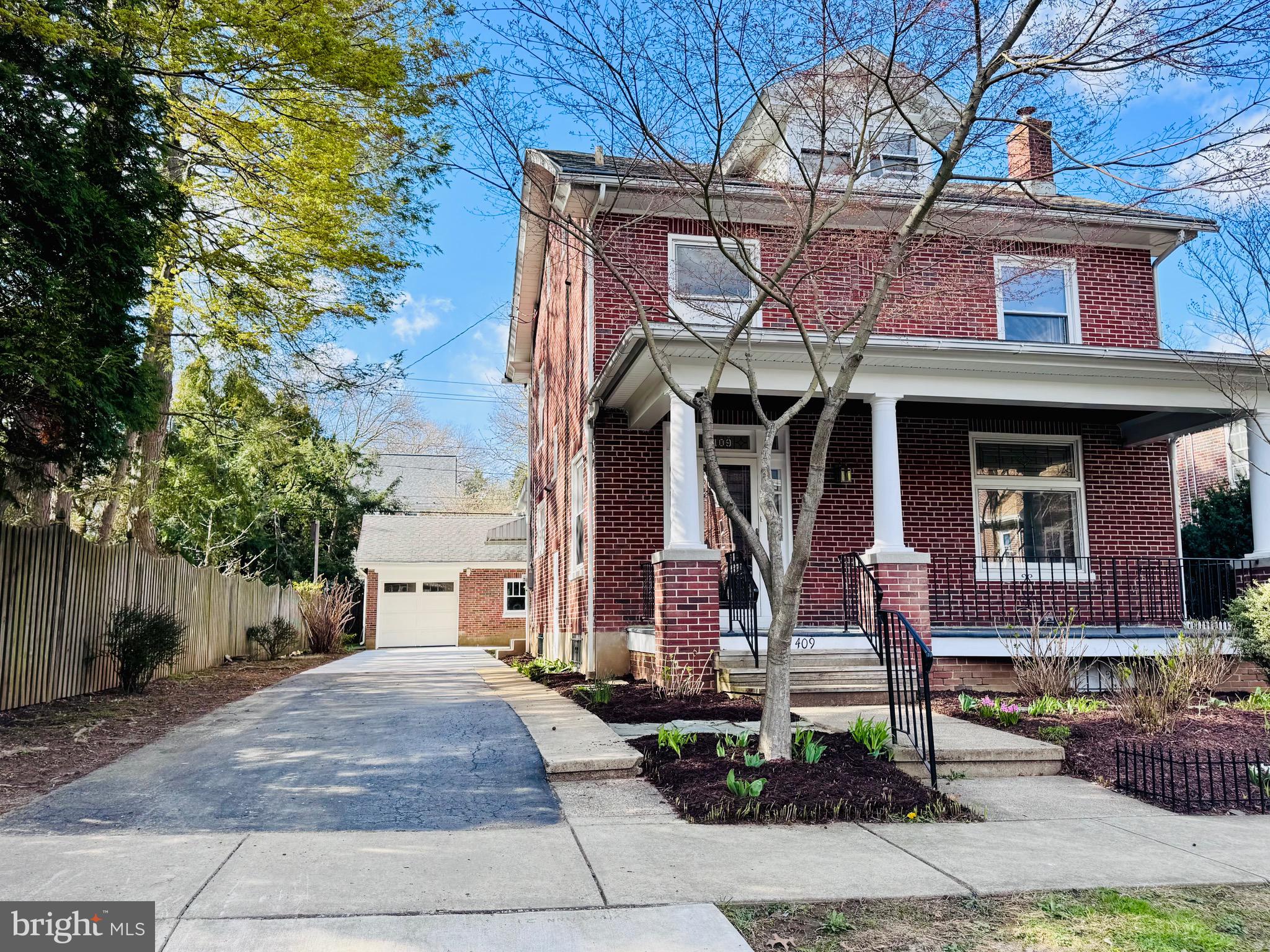 409 MARCH STREET