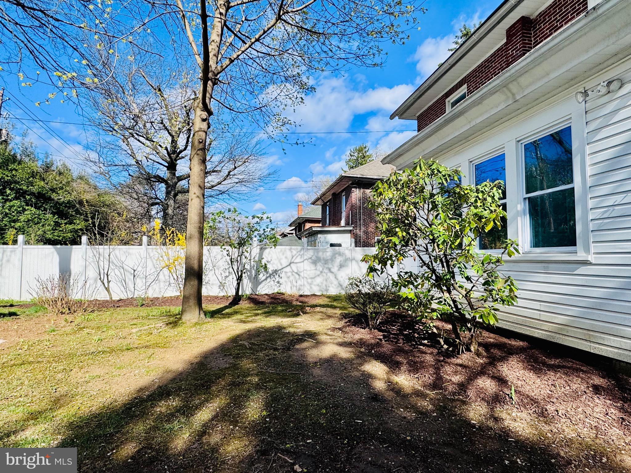 SHILLINGTON - Residential