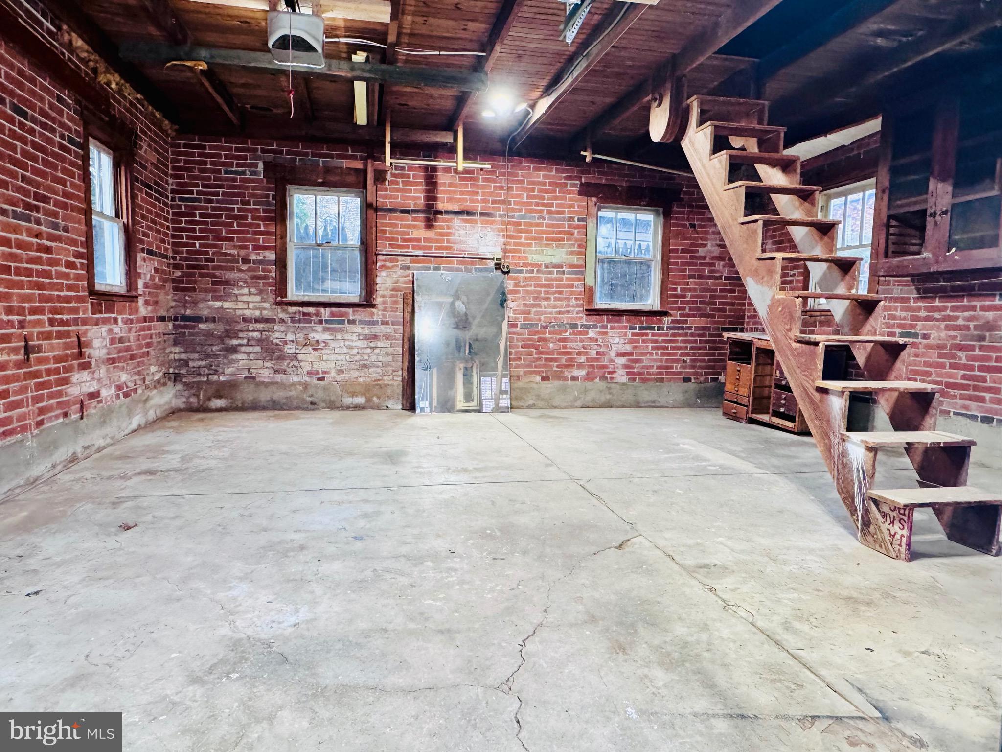 SHILLINGTON - Residential