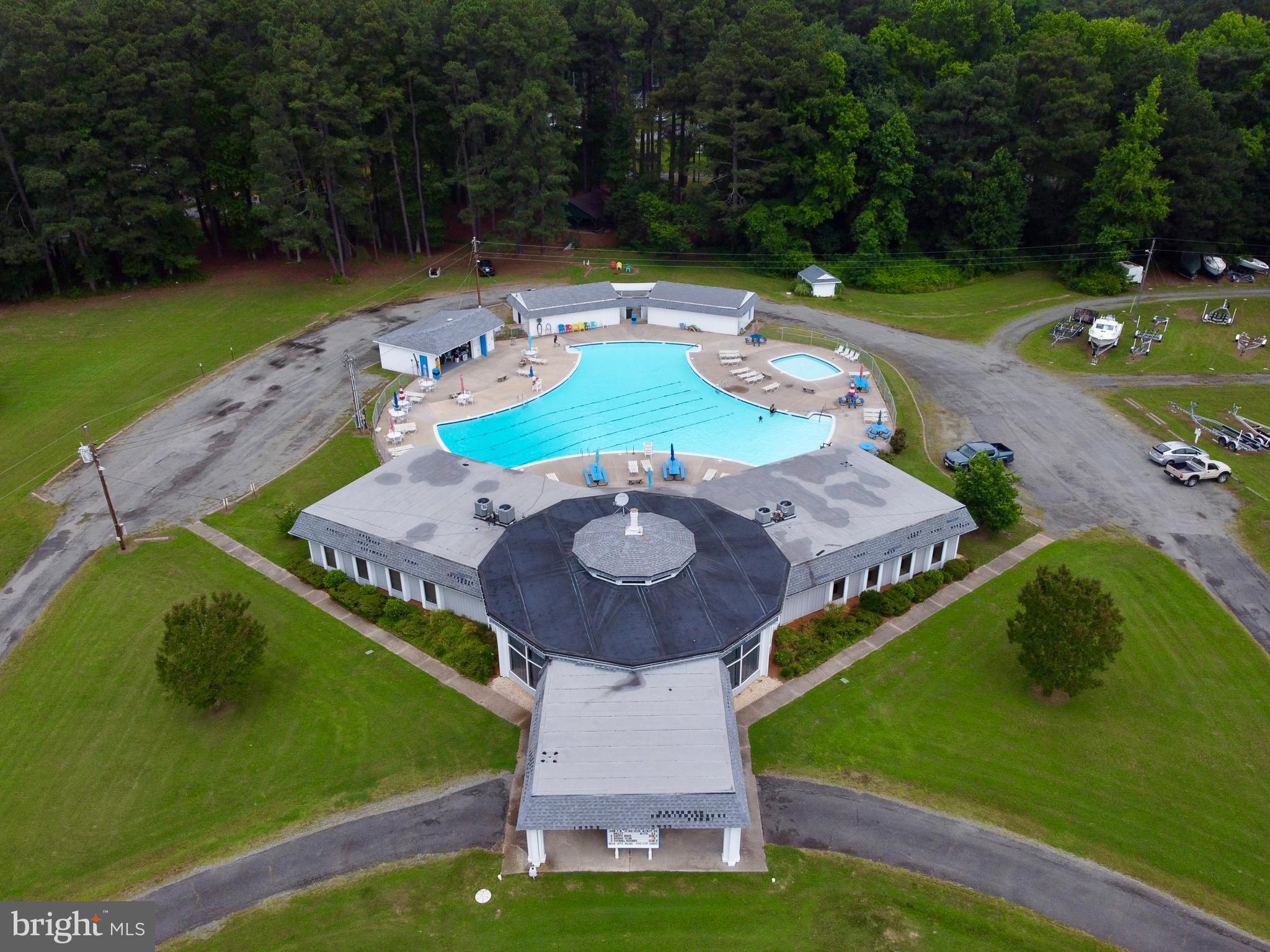GLEBE HARBOR - Residential