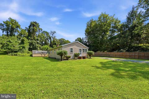 Photo of 5904 Carver Place, FALLS CHURCH, VA 22041 (MLS # VAFX2334270)