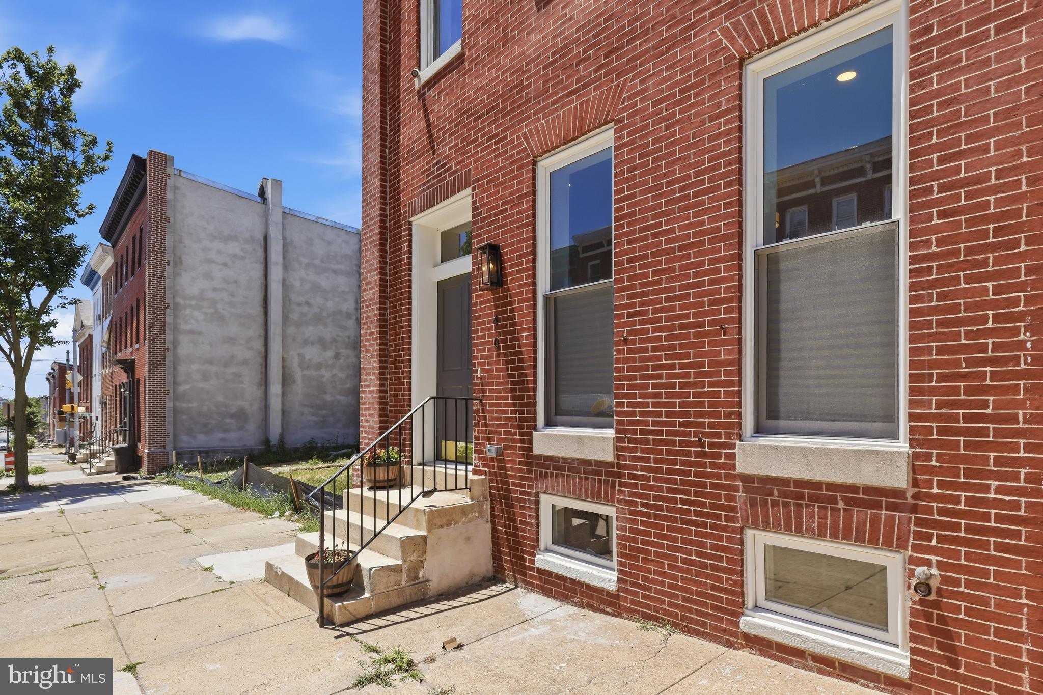 40 S FULTON AVENUE