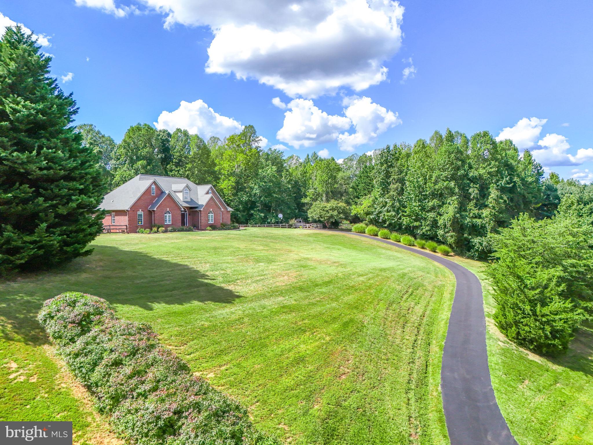 81 PEACOCK STATION DRIVE