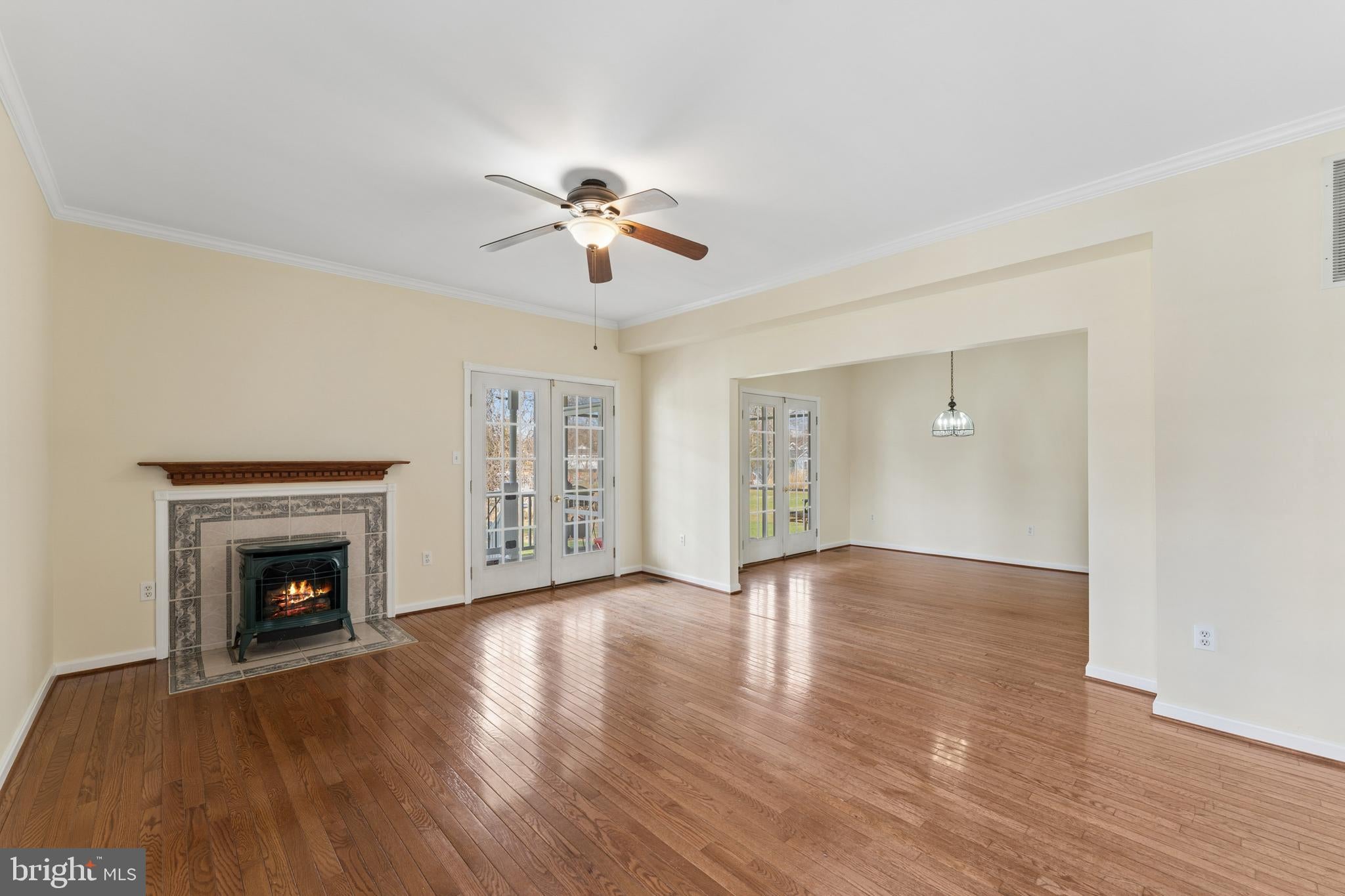 402 LINDEN AVENUE