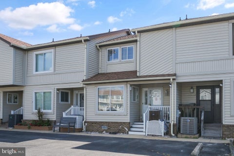 Townhouse For Sale - 13512 Holly Lane #C<br/> Worcester County, OCEAN CITY, MD 21842