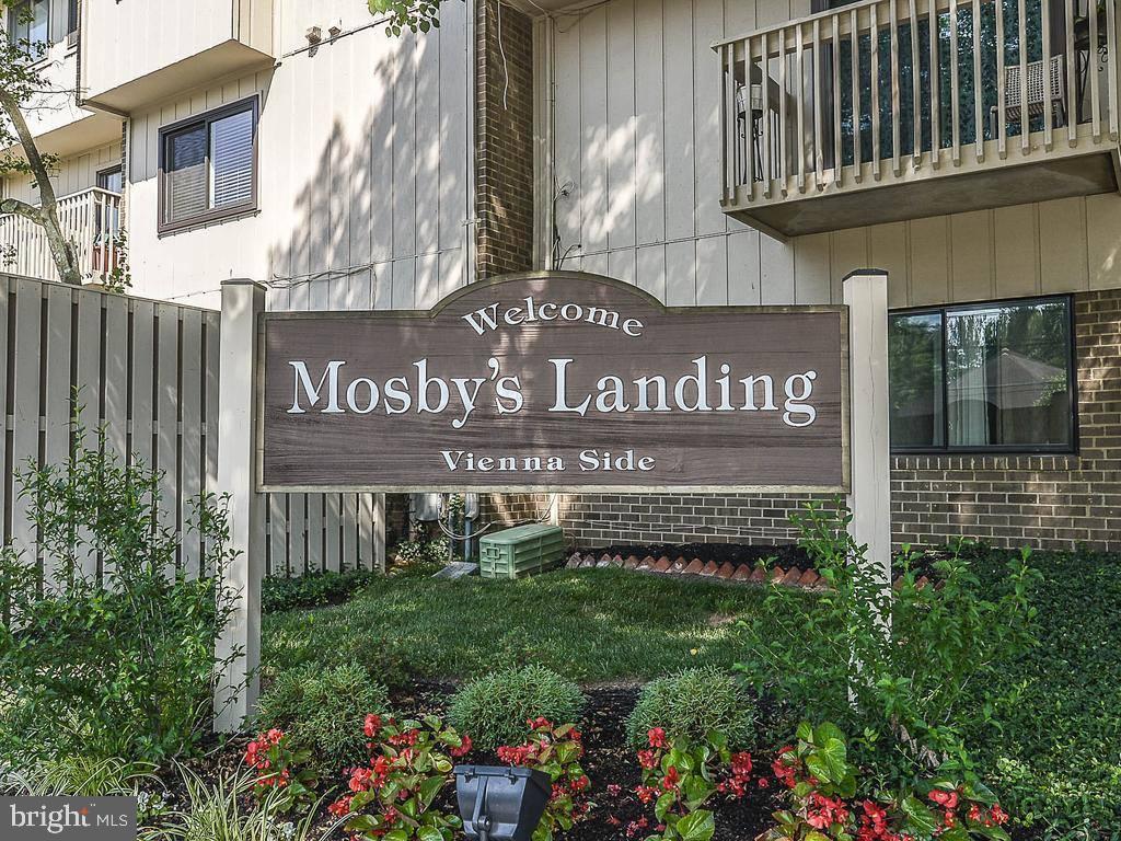 MOSBYS LANDING - Residential
