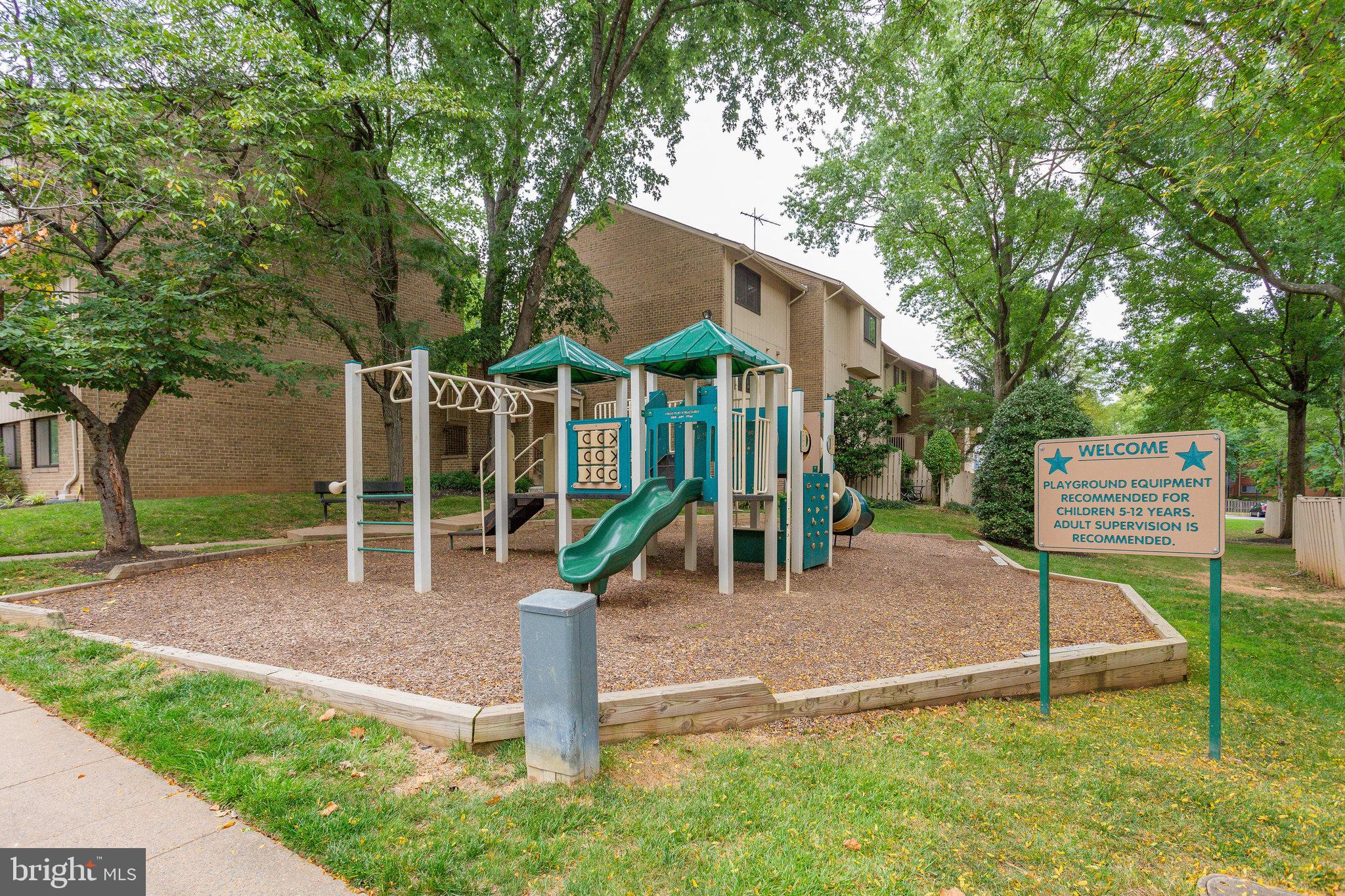 MOSBYS LANDING - Residential