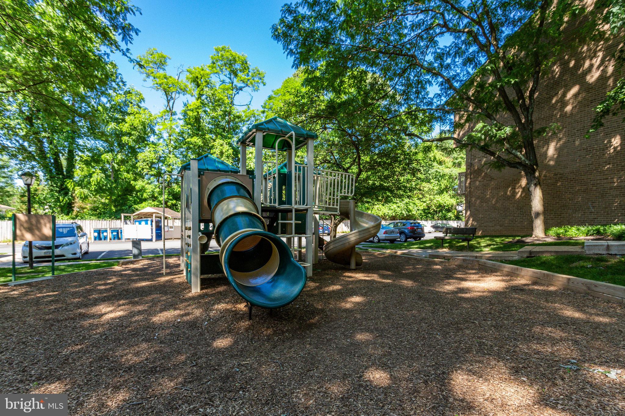 MOSBYS LANDING - Residential