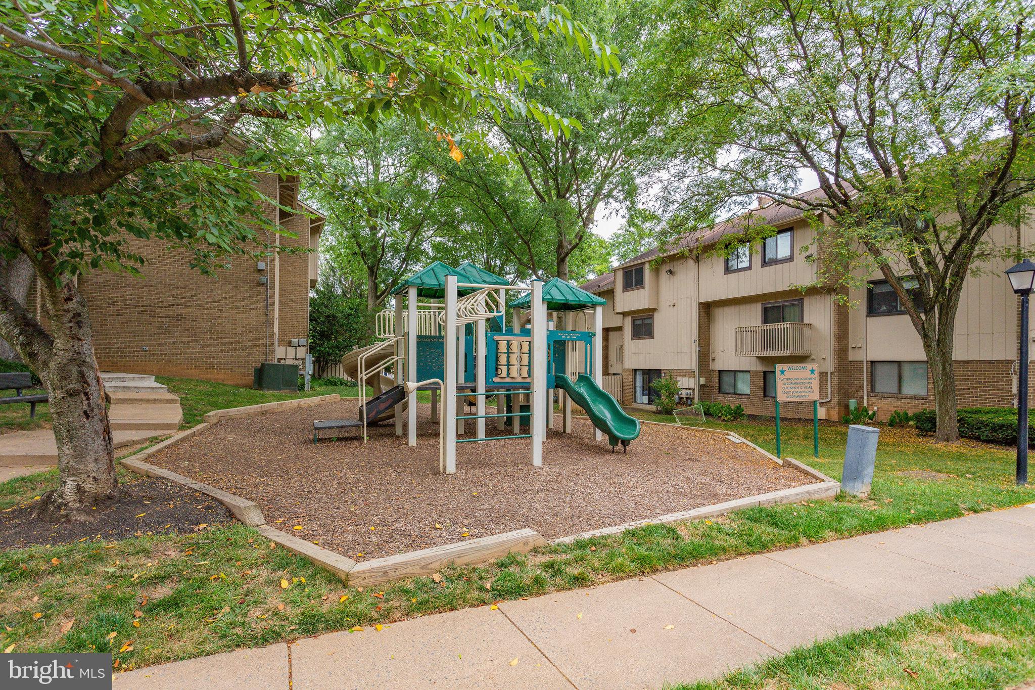 MOSBYS LANDING - Residential