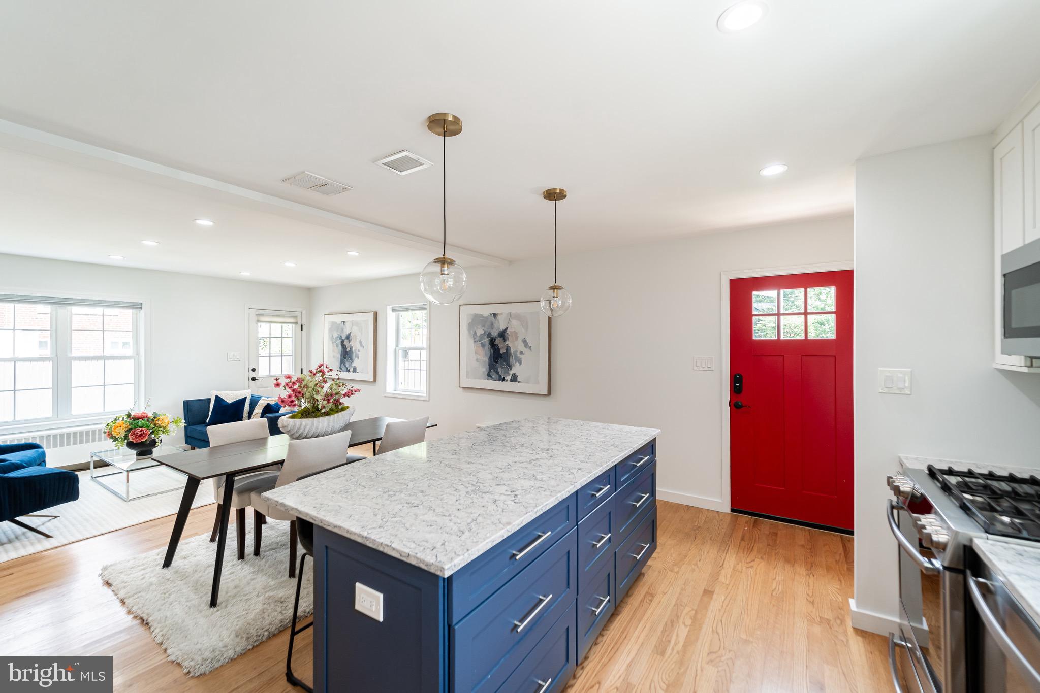 WARWICK VILLAGE - Residential